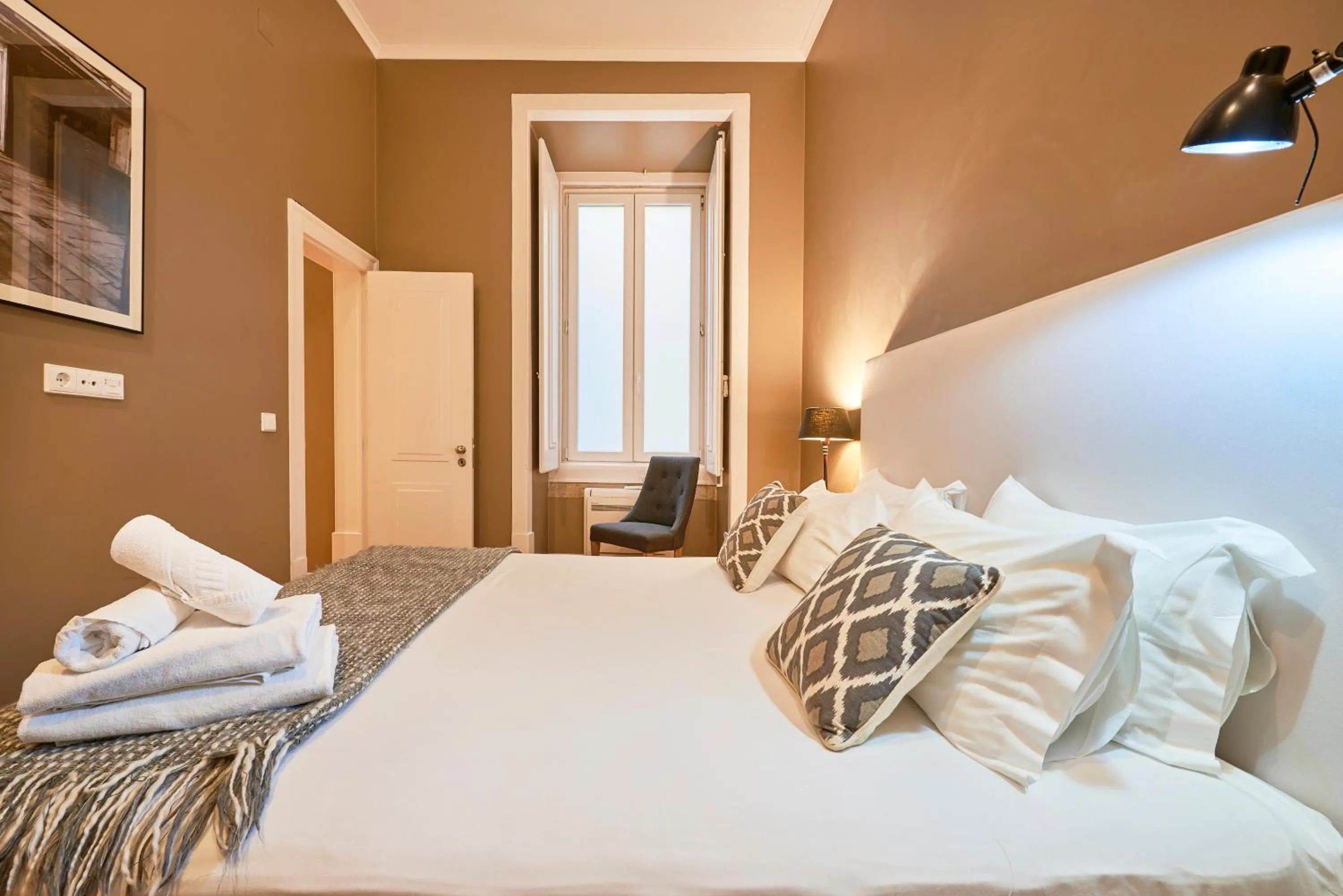 Bed in Lisbon Five Stars Apartments São Paulo 55