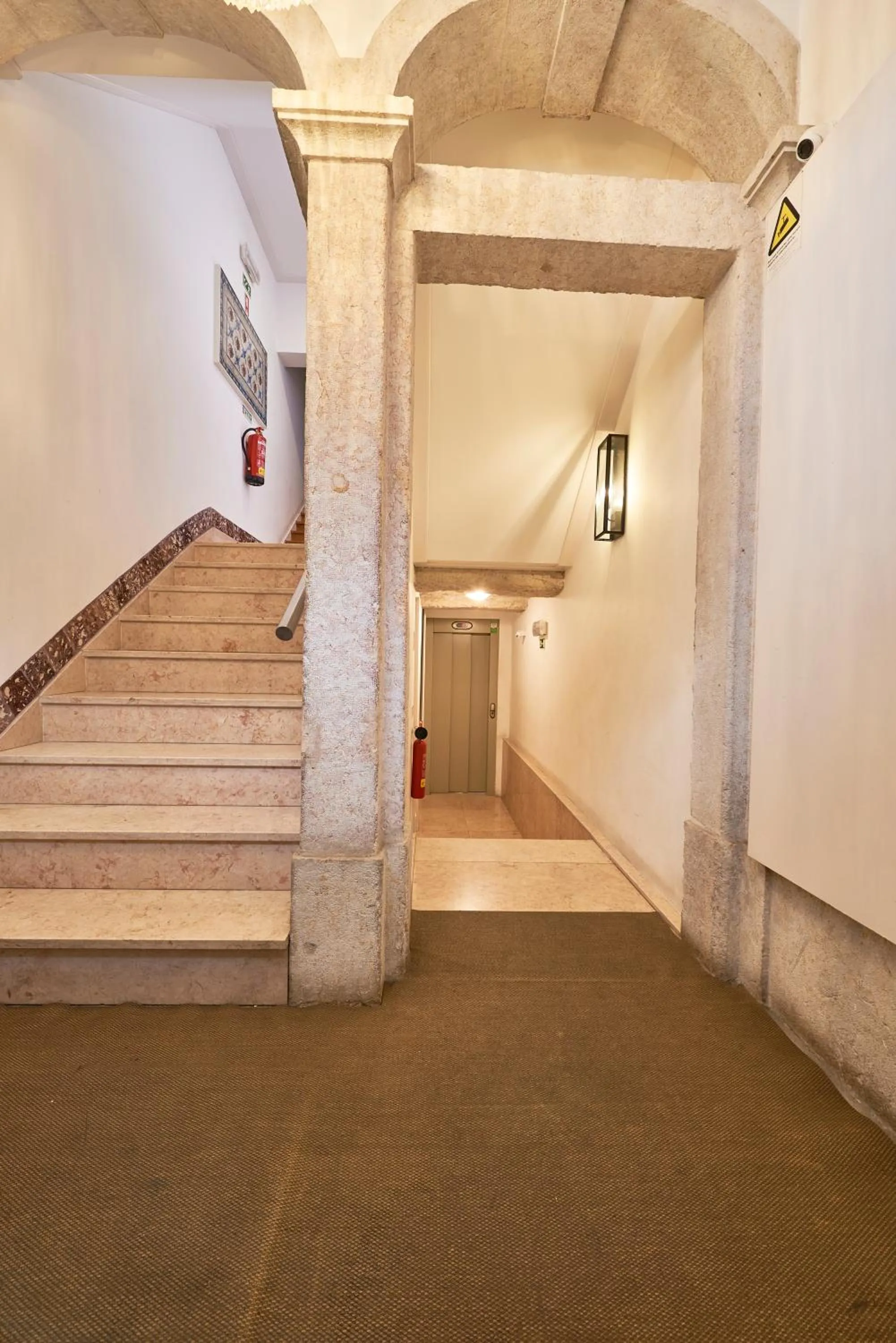 Facade/entrance in Lisbon Five Stars Apartments São Paulo 55