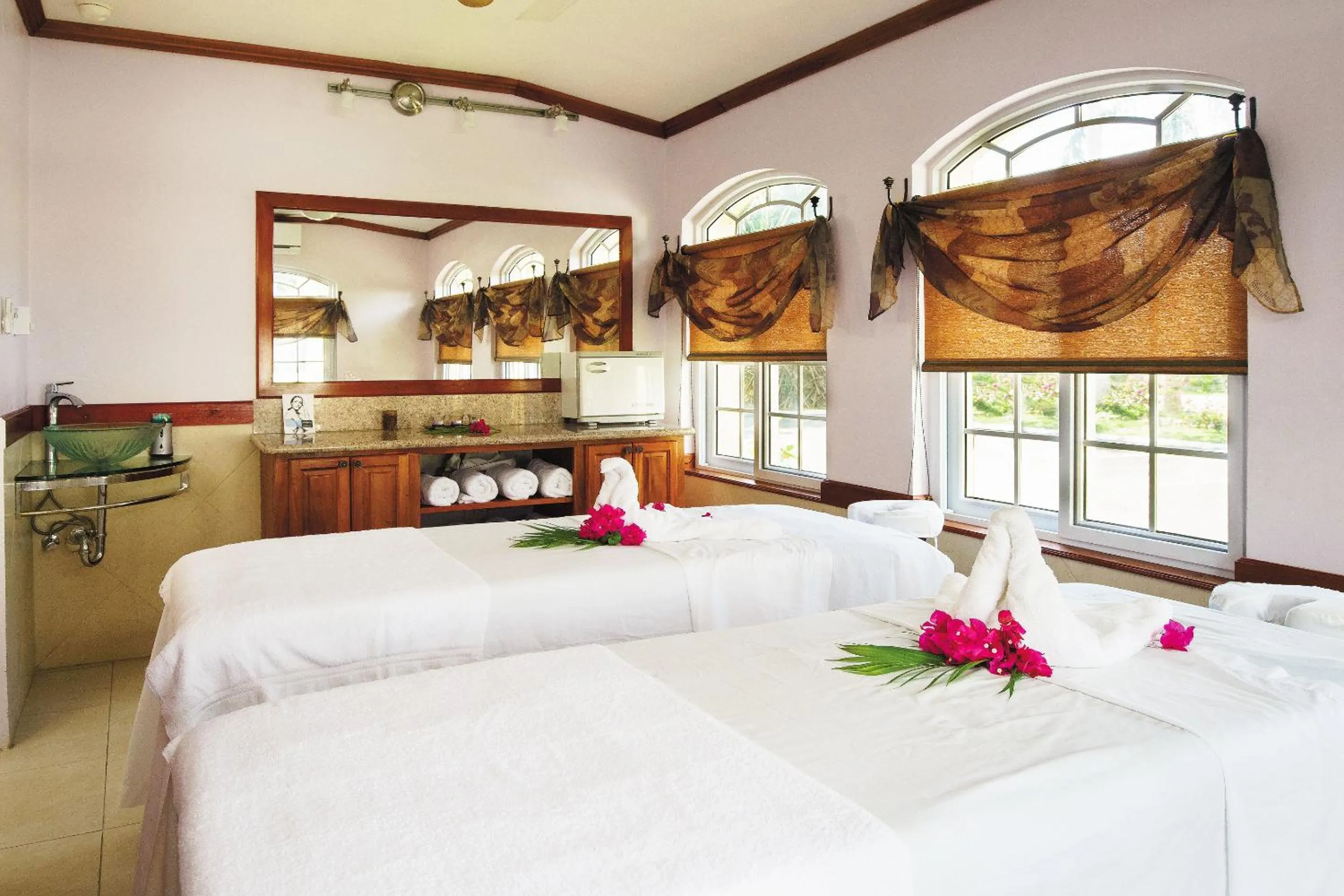 Spa and wellness centre/facilities, Bed in Rondel Village