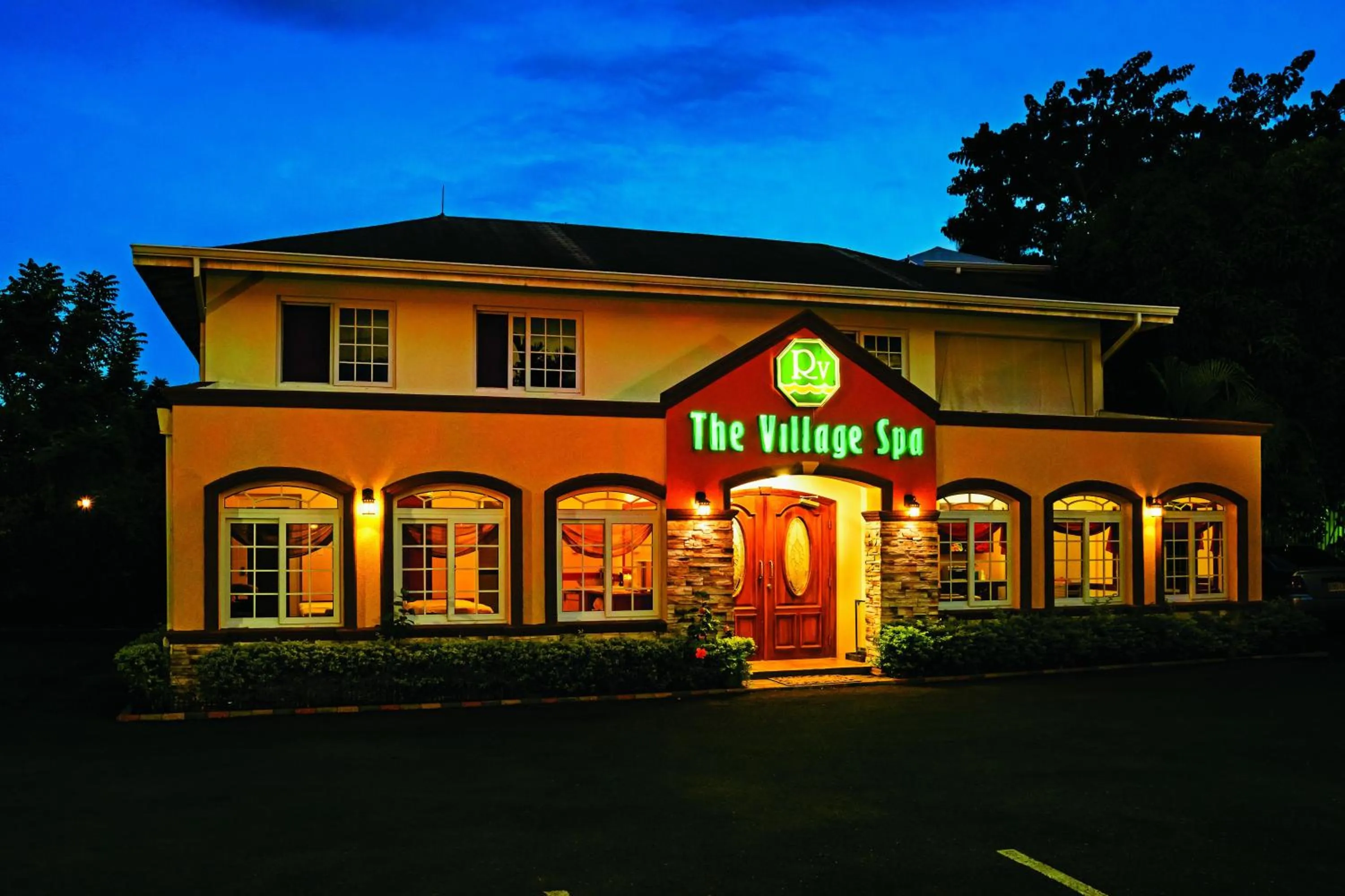 Facade/entrance in Rondel Village