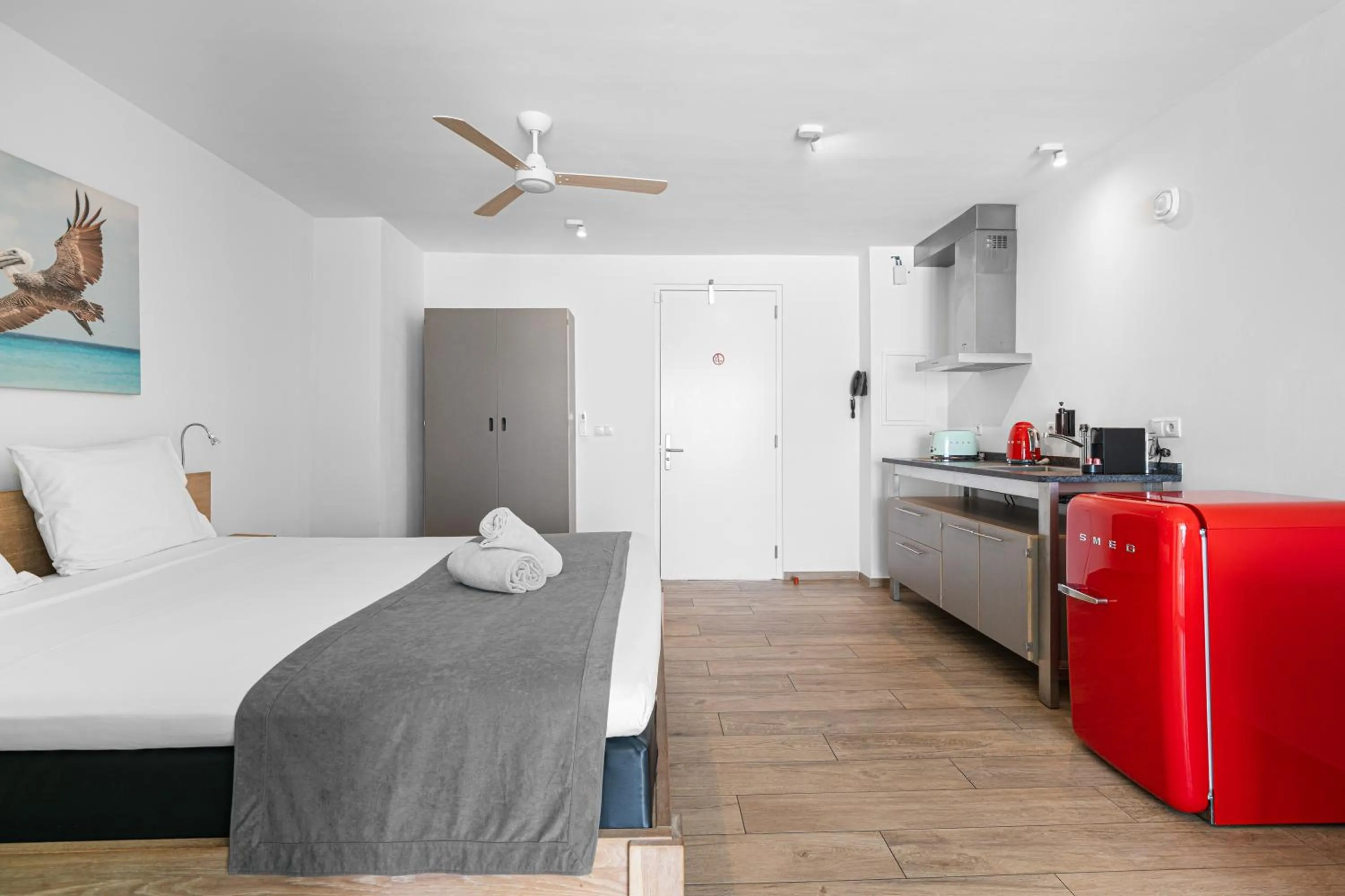 Bed in Chogogo Dive & Beach Resort Bonaire