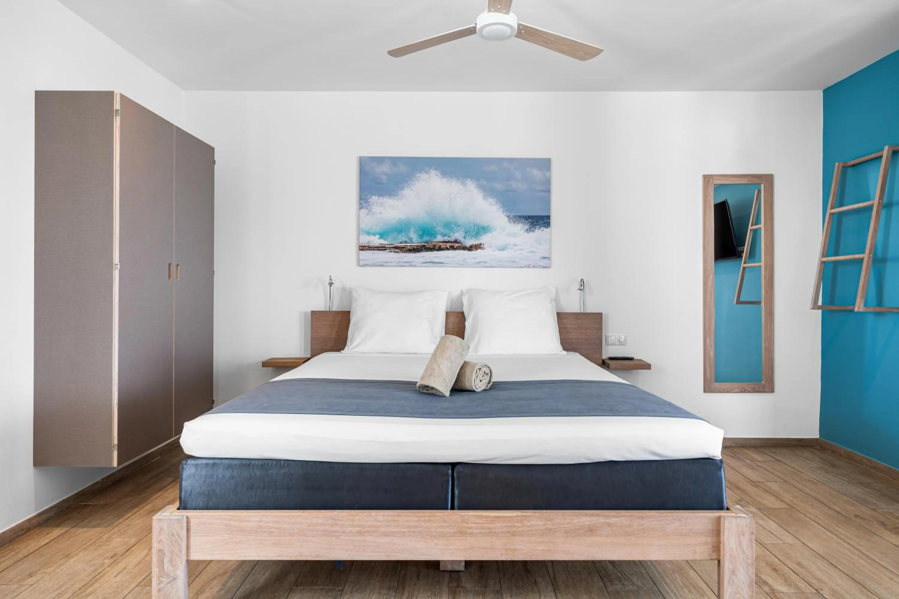 Bed in Chogogo Dive & Beach Resort Bonaire