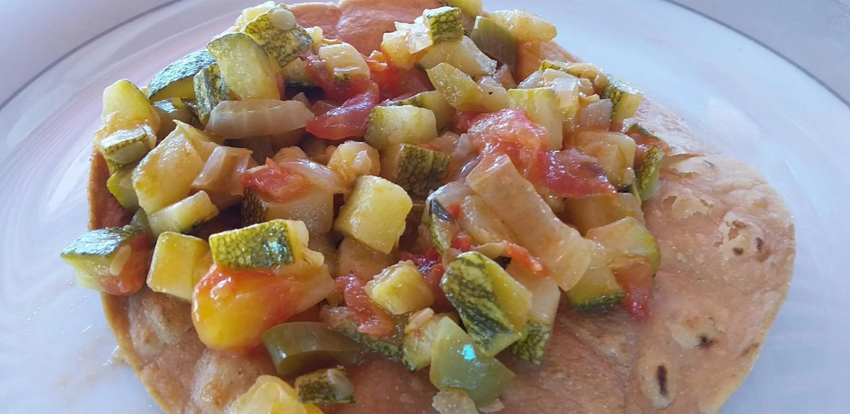 Restaurant/places to eat in Hotel yaakunah