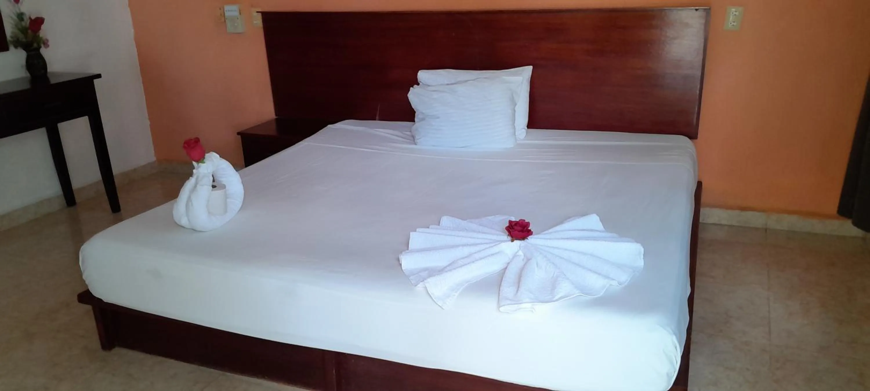 Bed in Hotel yaakunah