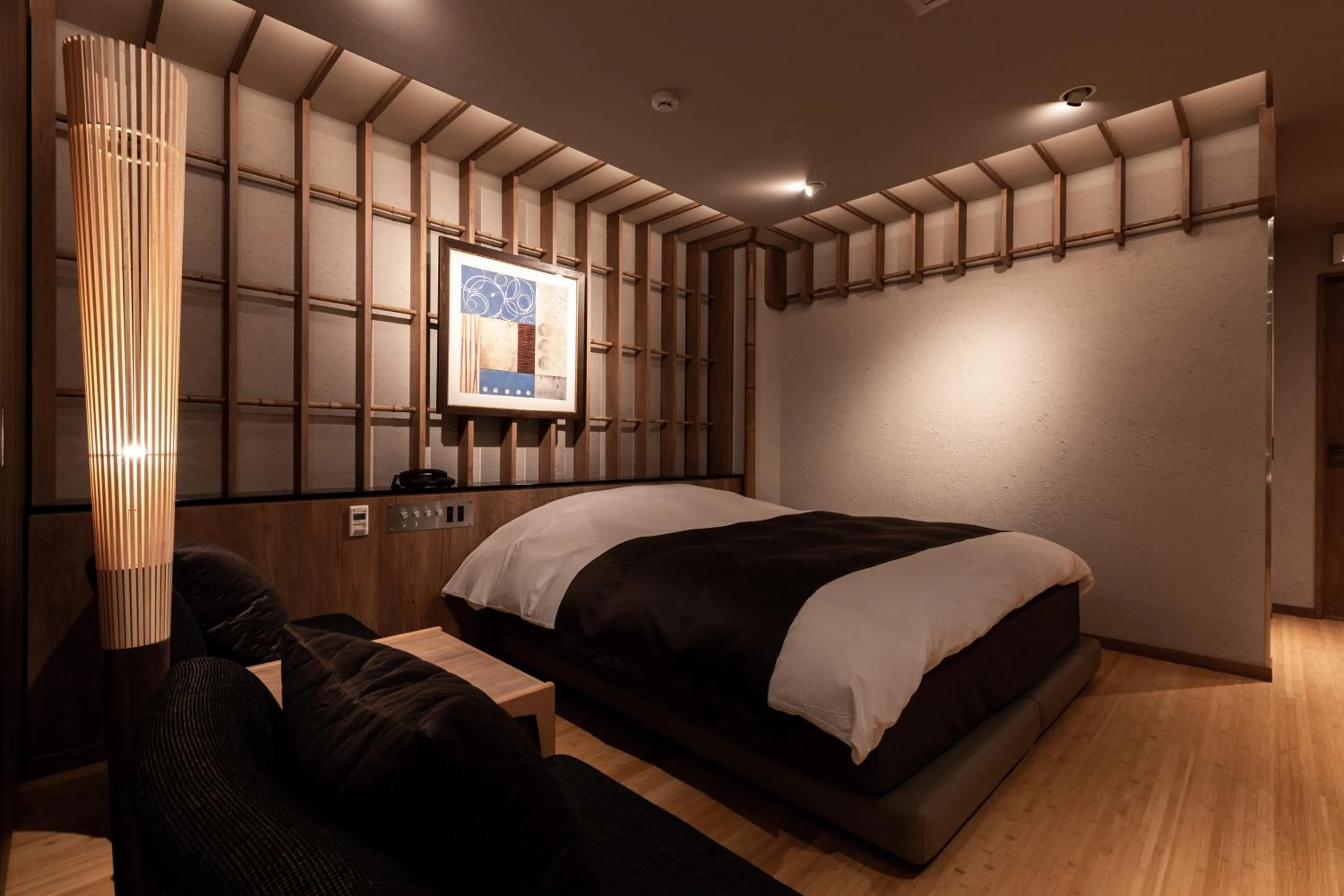 Photo of the whole room, Bed in Y-HOTEL