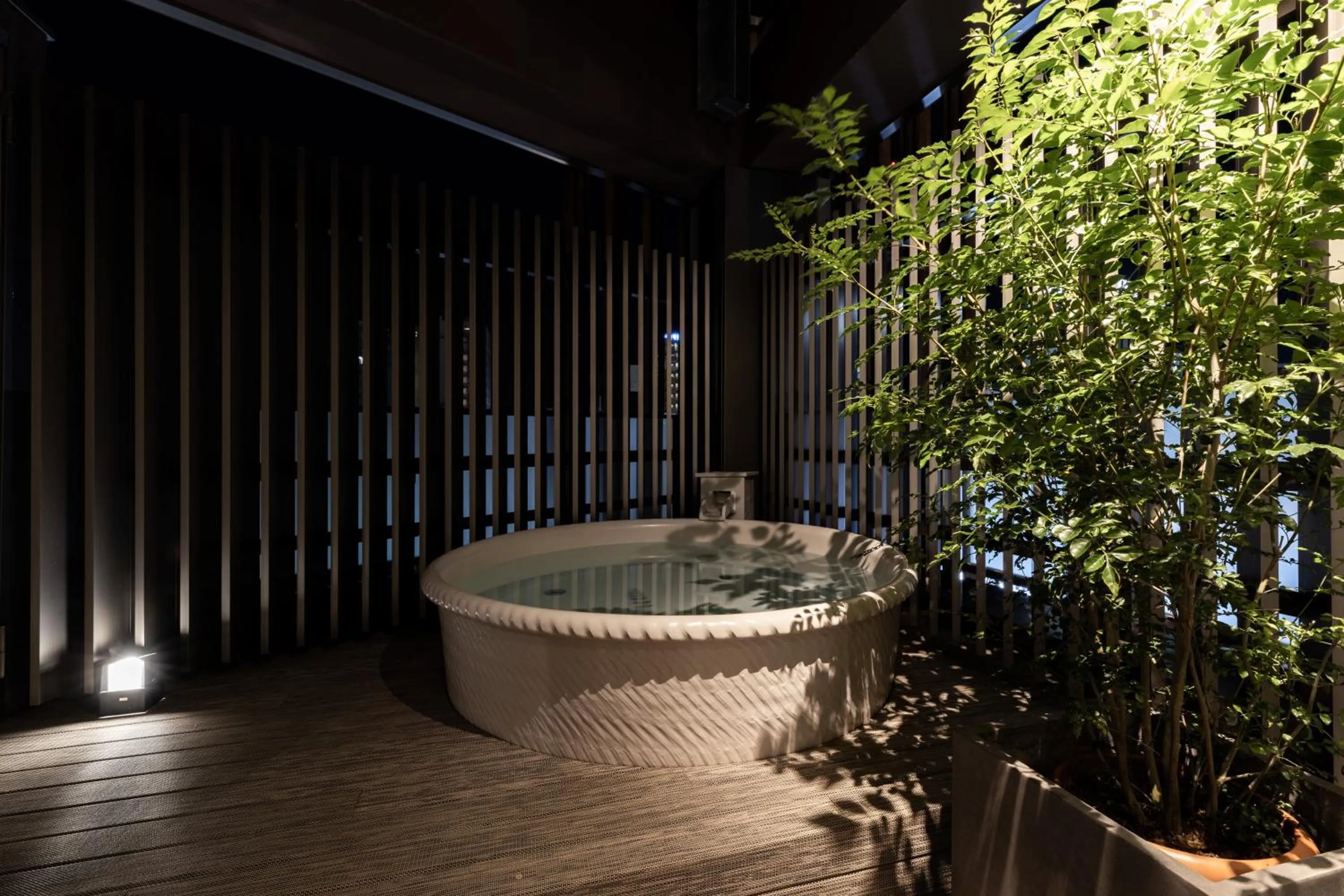 Open Air Bath in Y-HOTEL