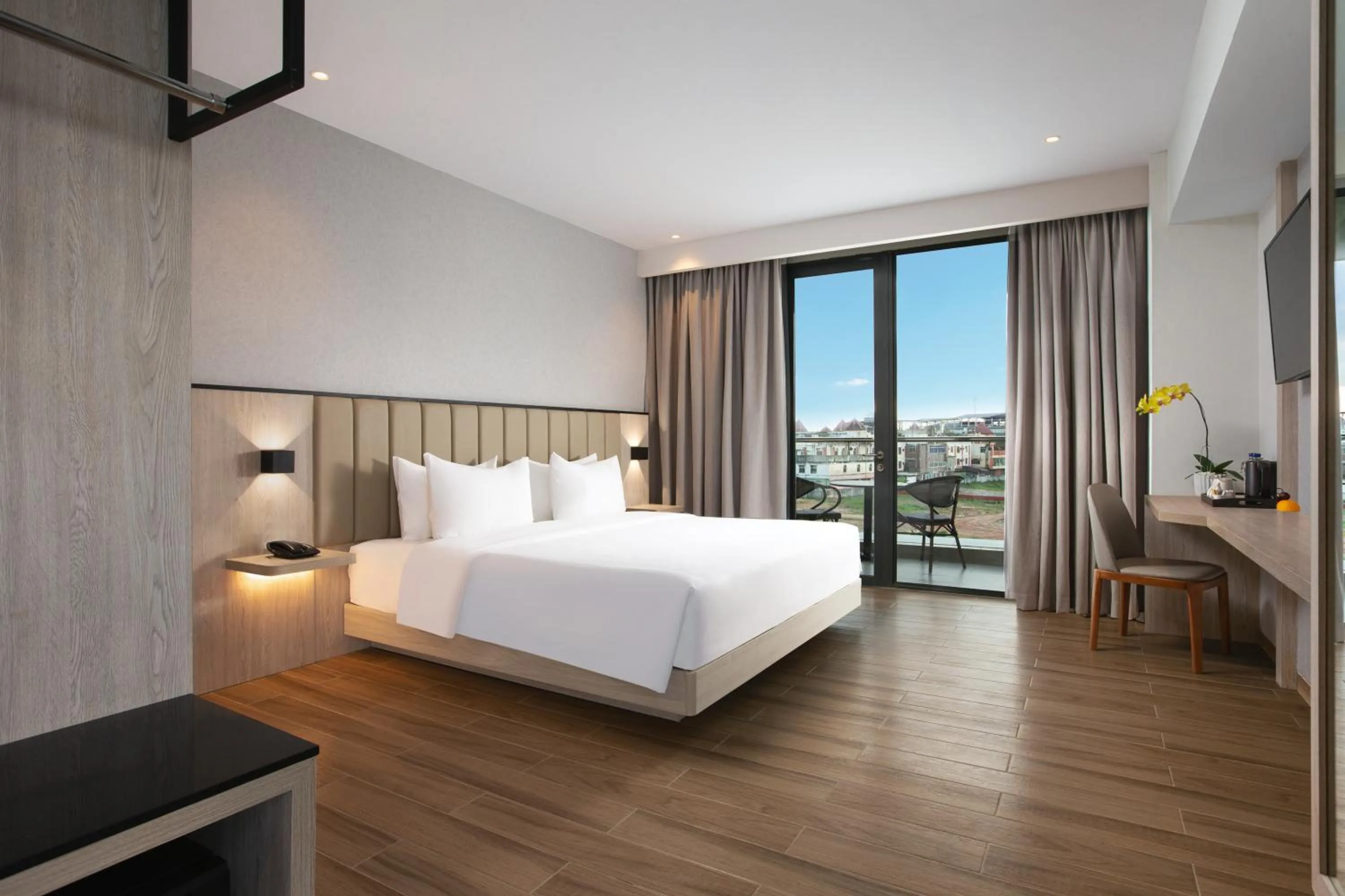 Bed in Hotel Santika Batam