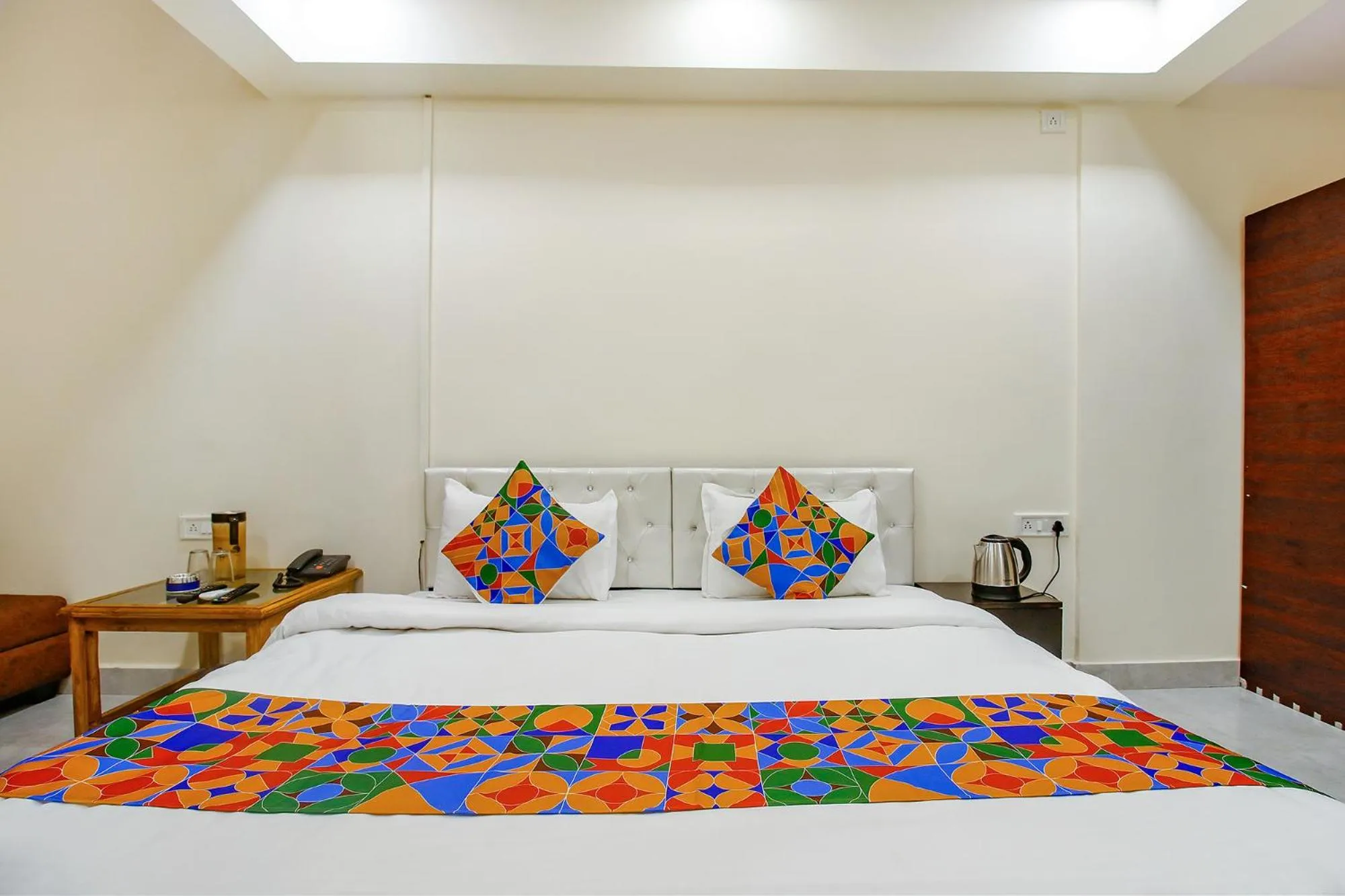 Bedroom, Bed in FabHotel Sanskar