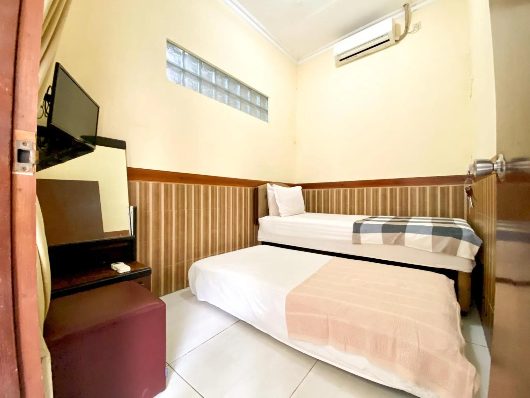 Bed in Homey Guesthouse near Sby Zoo Syariah