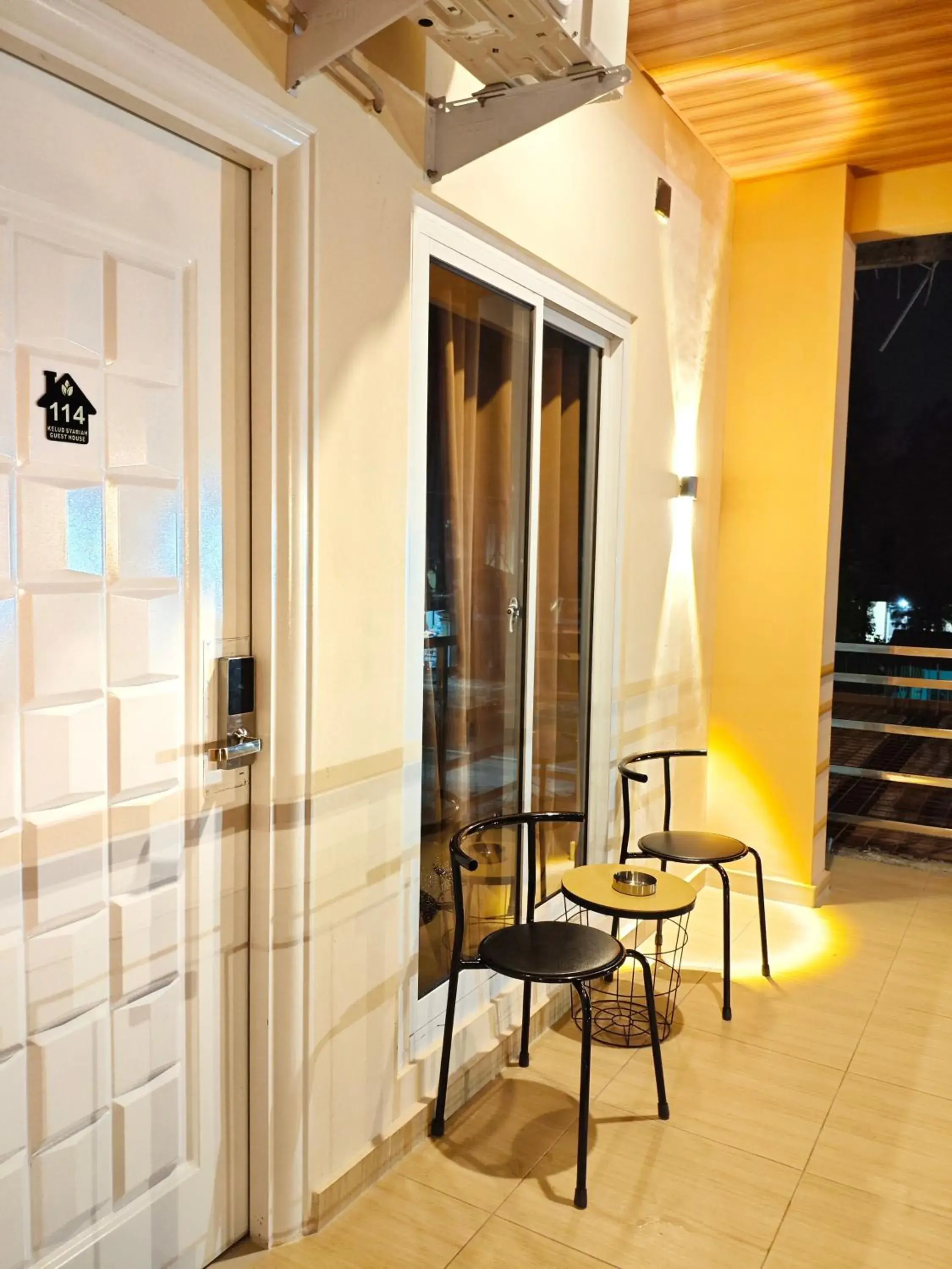 Family Room in Al-Kiswah Syariah Guest House Family Room in Al-Kiswah Syariah Guest House