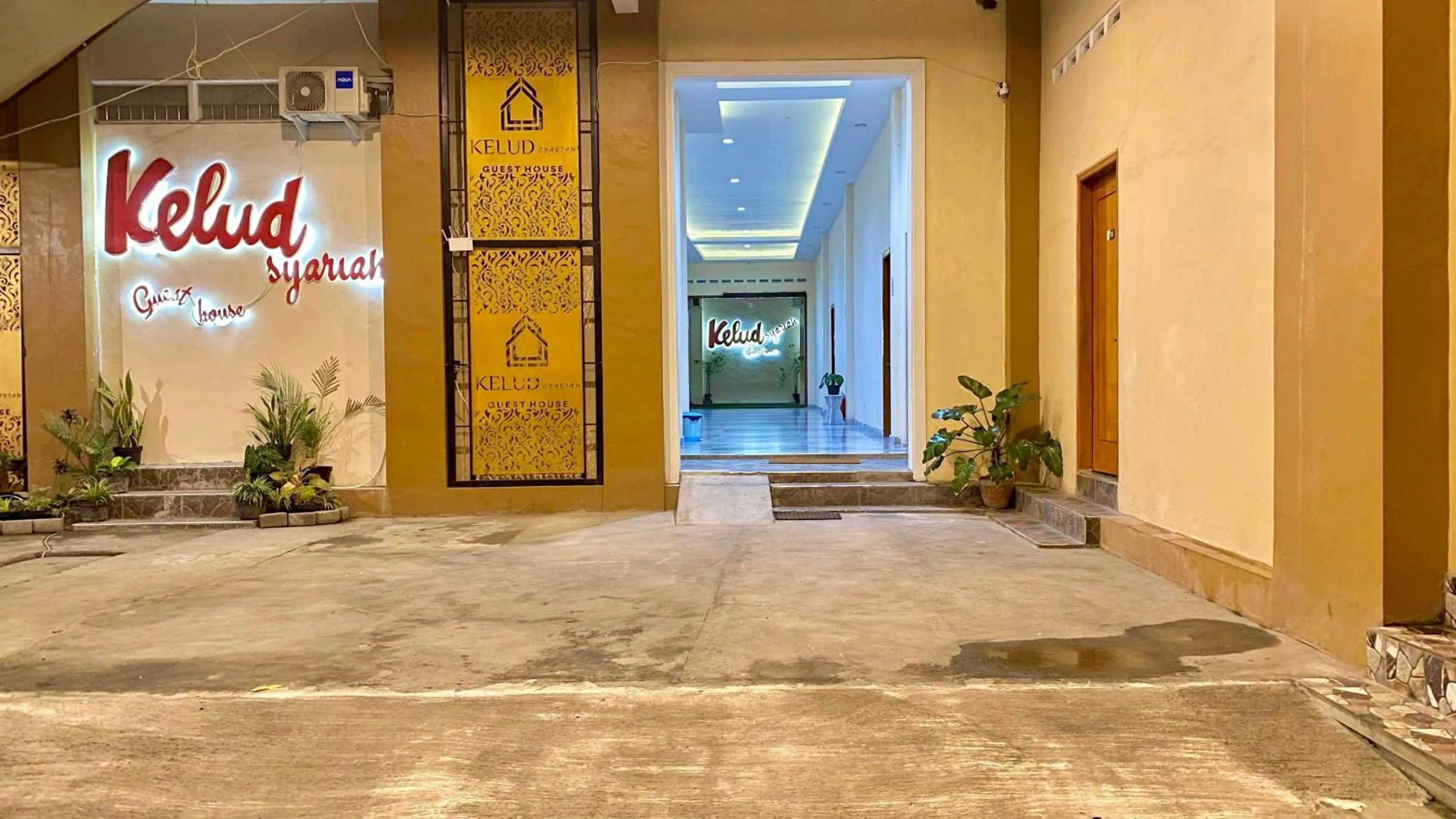 Property building in Al-Kiswah Syariah Guest House