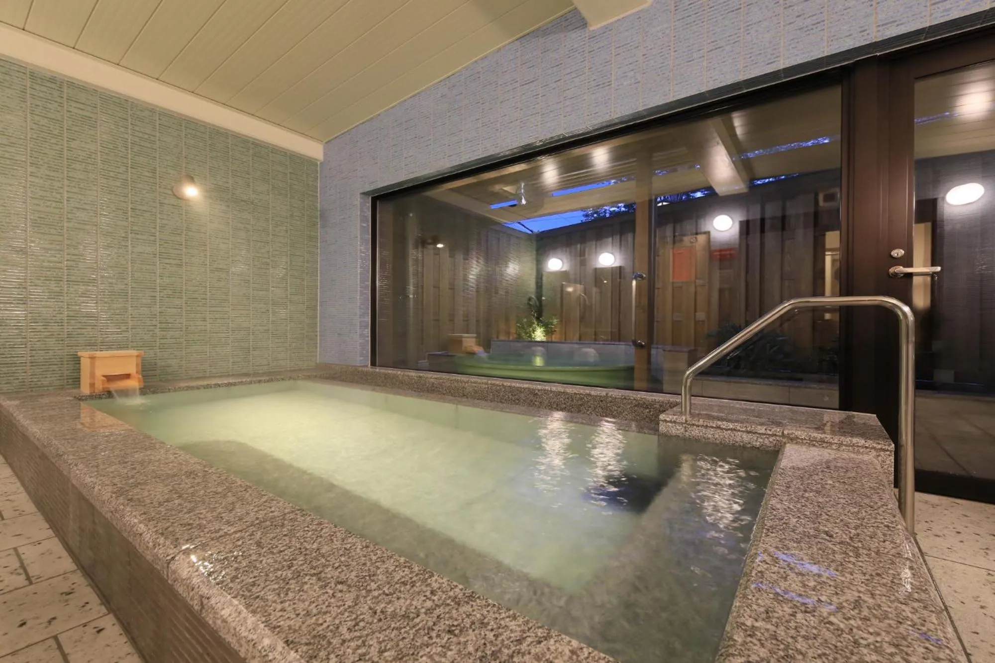 KusatsuOnsen AeruyadoTakamatsu