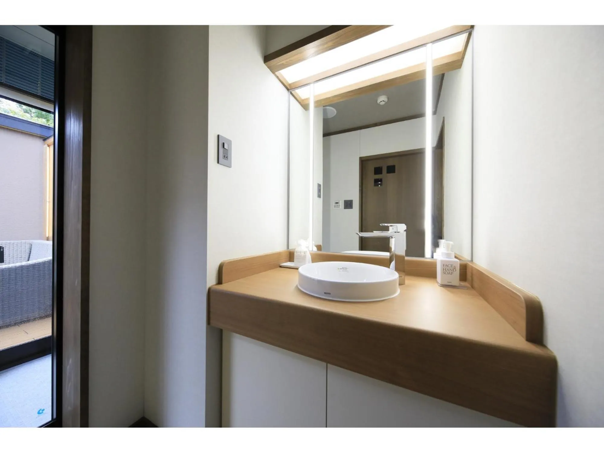 KusatsuOnsen AeruyadoTakamatsu