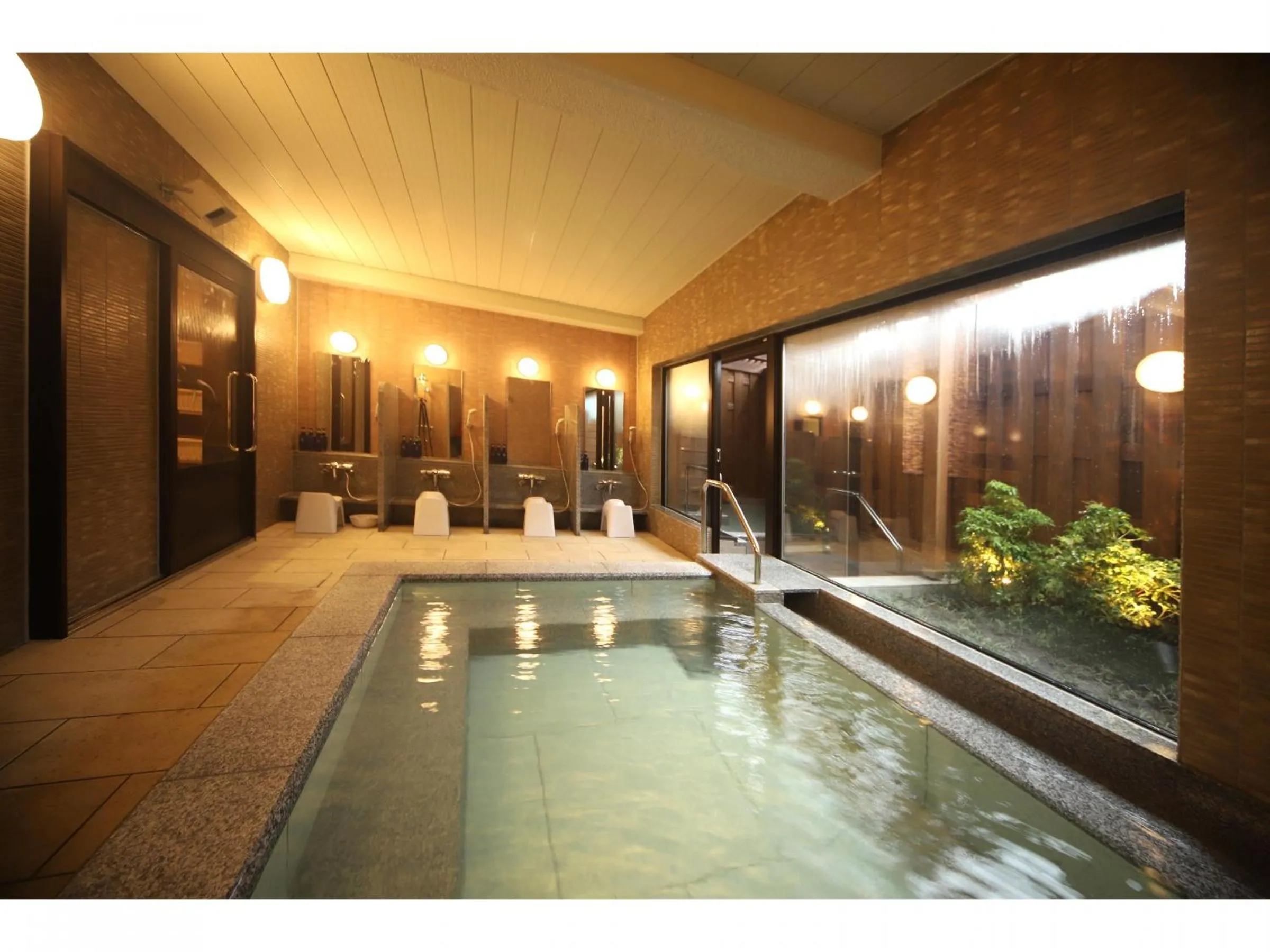 KusatsuOnsen AeruyadoTakamatsu