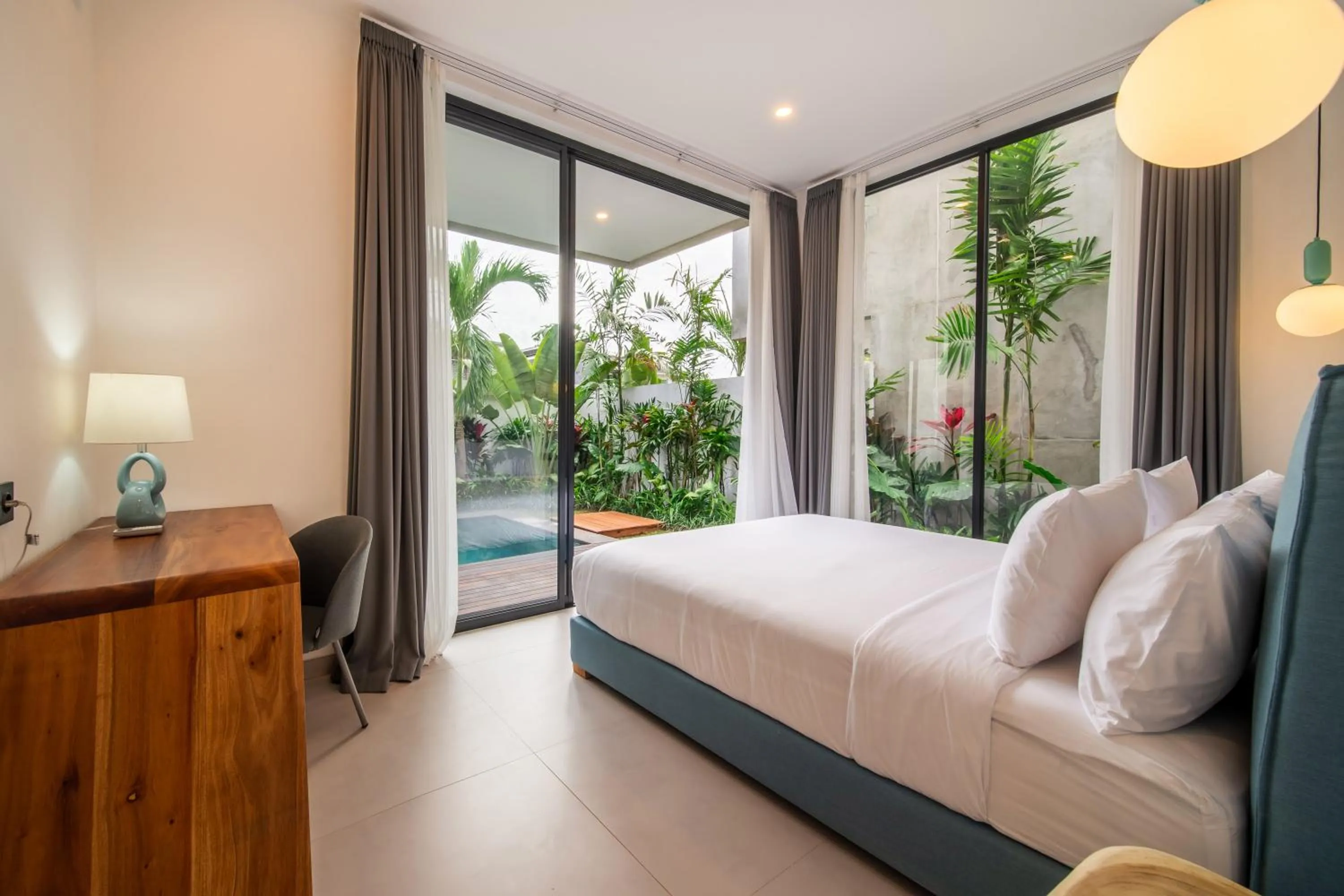 Bed in Sunny Village Berawa