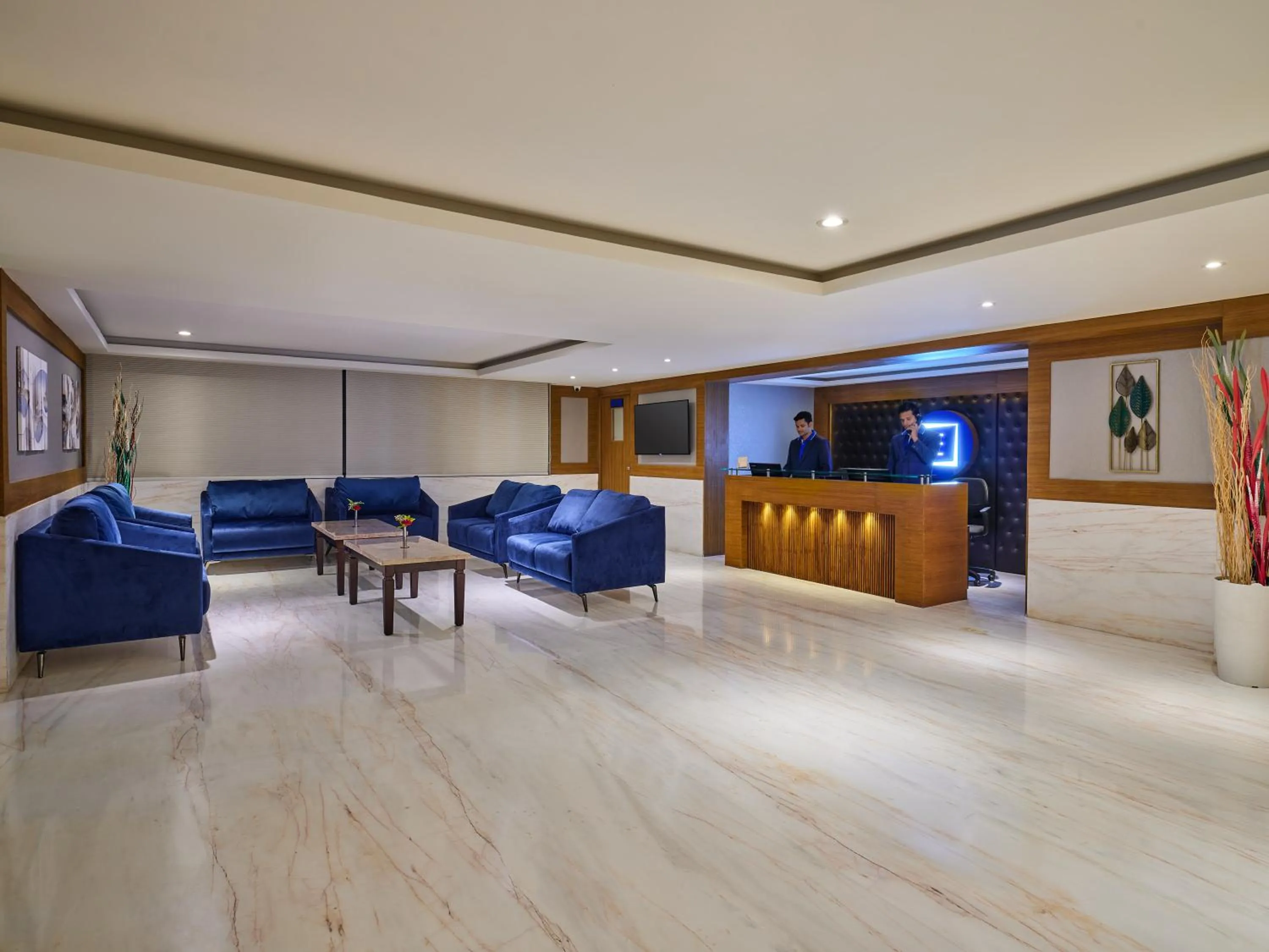 Lobby or reception in Essentia Premier Hotel Chennai OMR