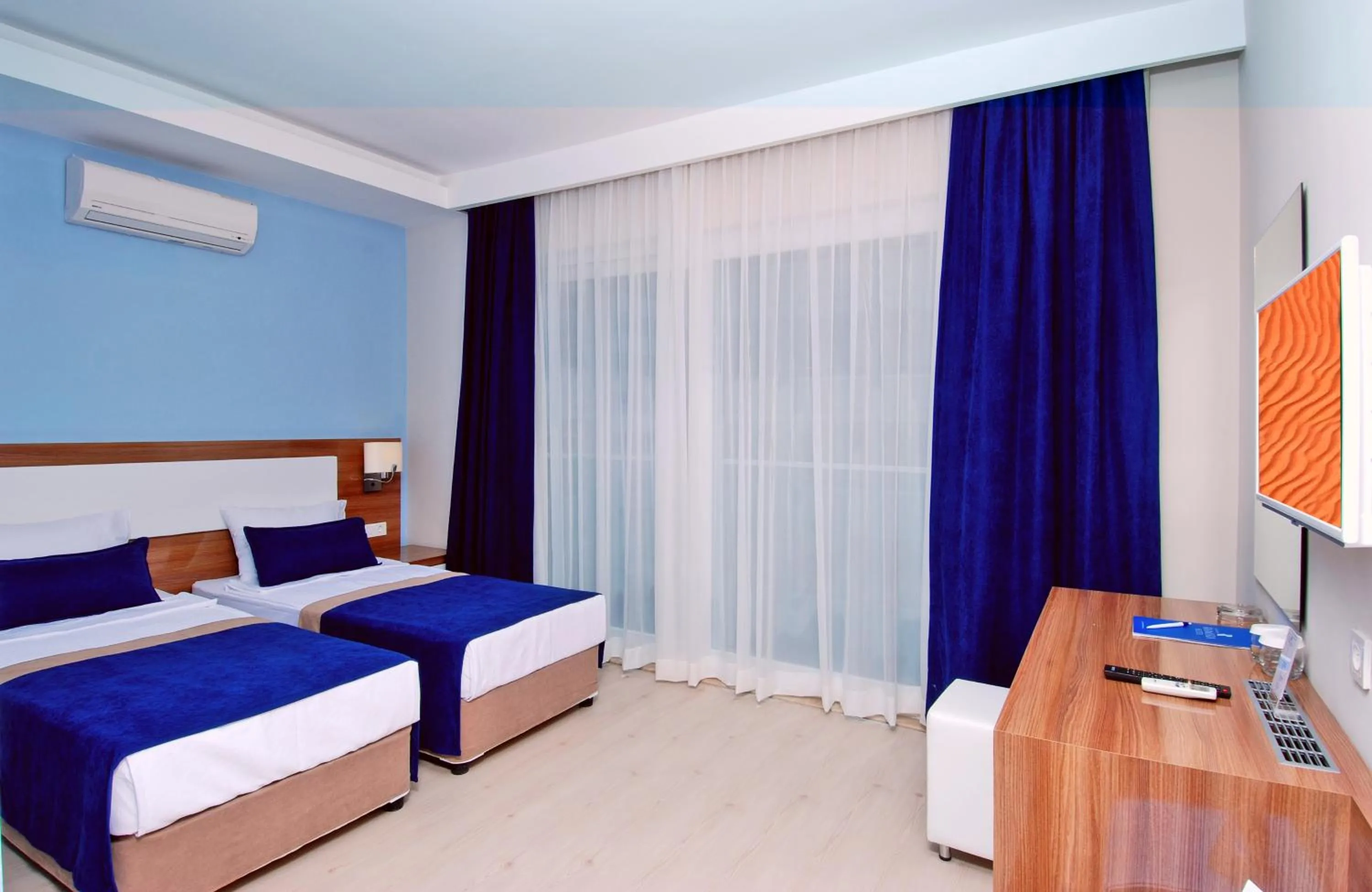 Photo of the whole room, Bed in Kleopatra Ramira Hotel - All Inclusive