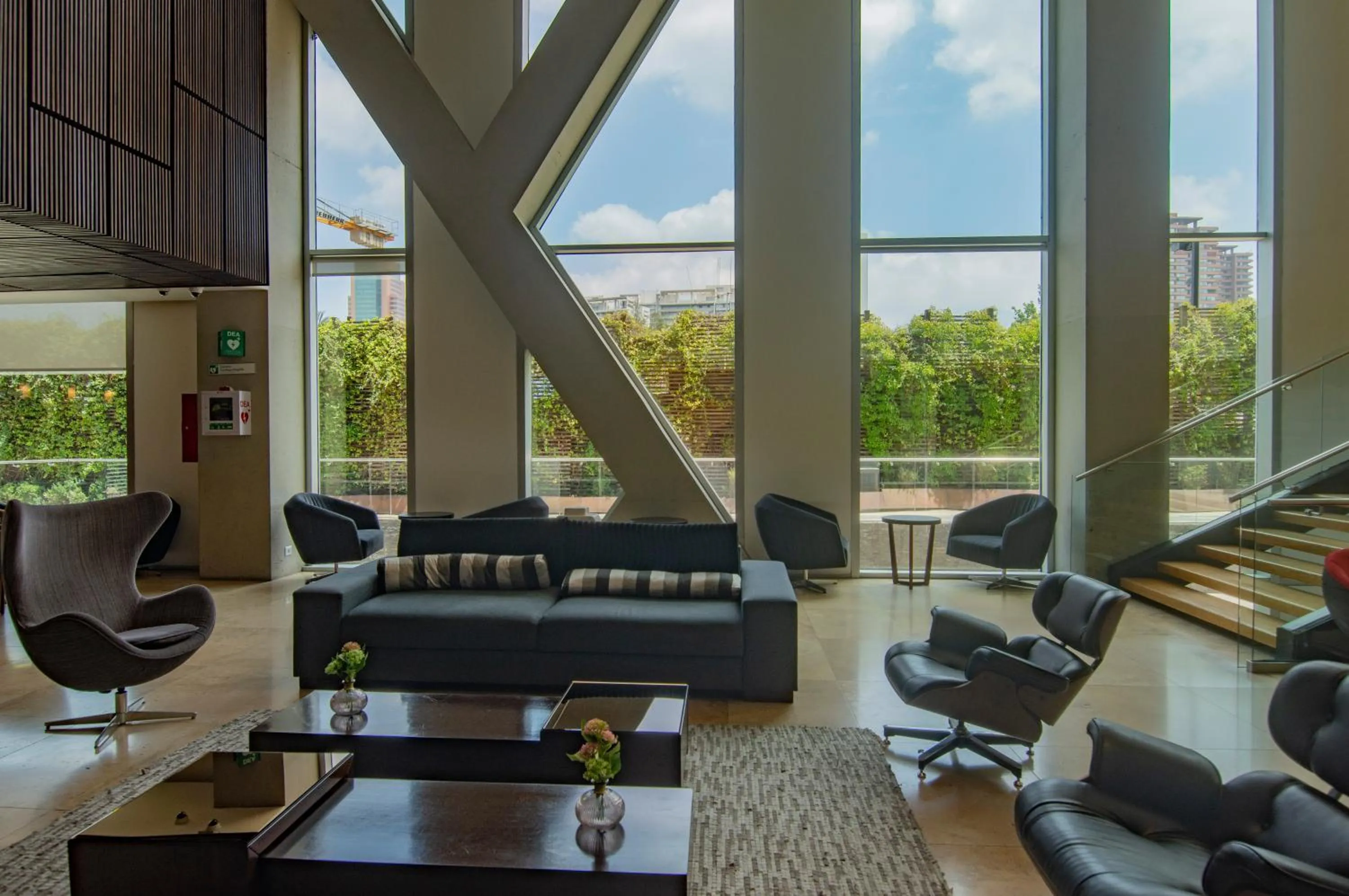 Lobby or reception in Radisson Blu Plaza El Bosque Santiago