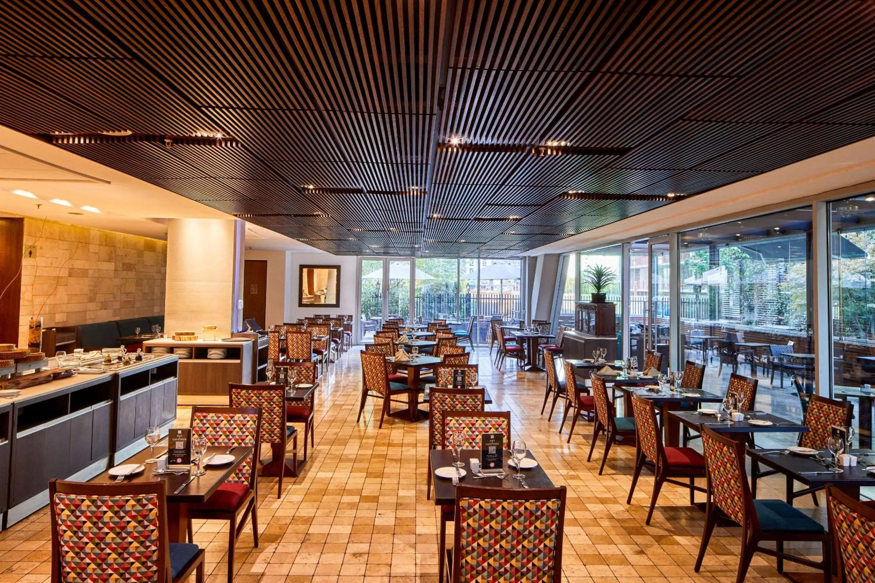 Restaurant/places to eat in Radisson Blu Plaza El Bosque Santiago
