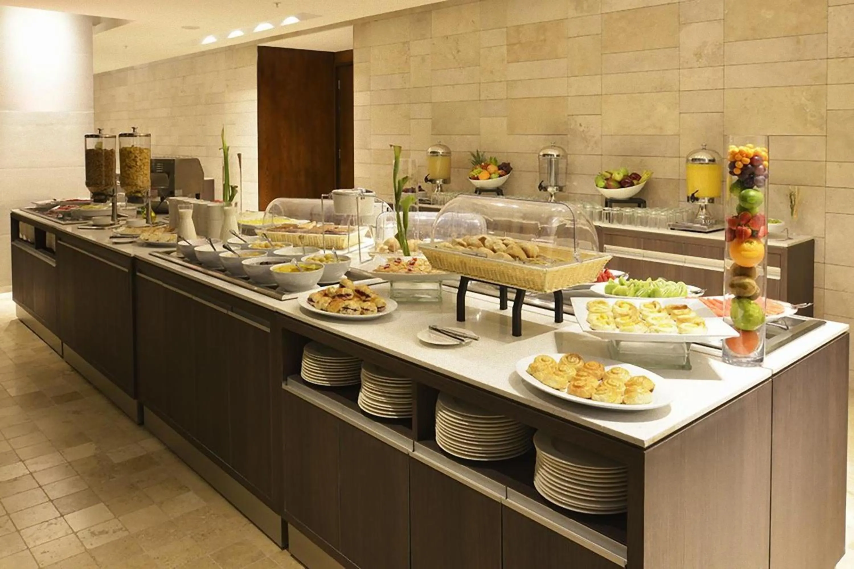 Buffet breakfast in Radisson Blu Plaza El Bosque Santiago