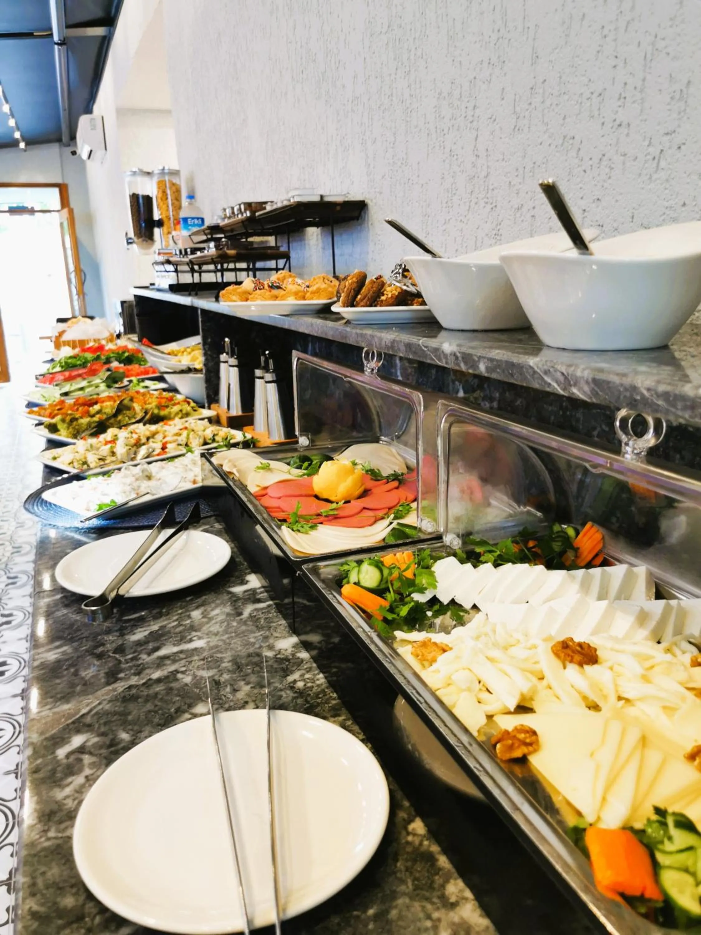 Breakfast in Luxx Garden Hotel