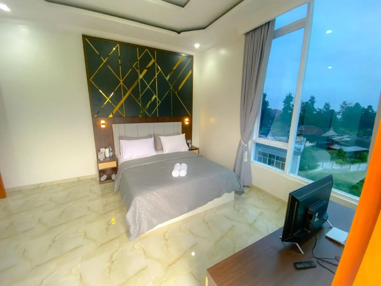 Bed in Algara Puncak Hotel