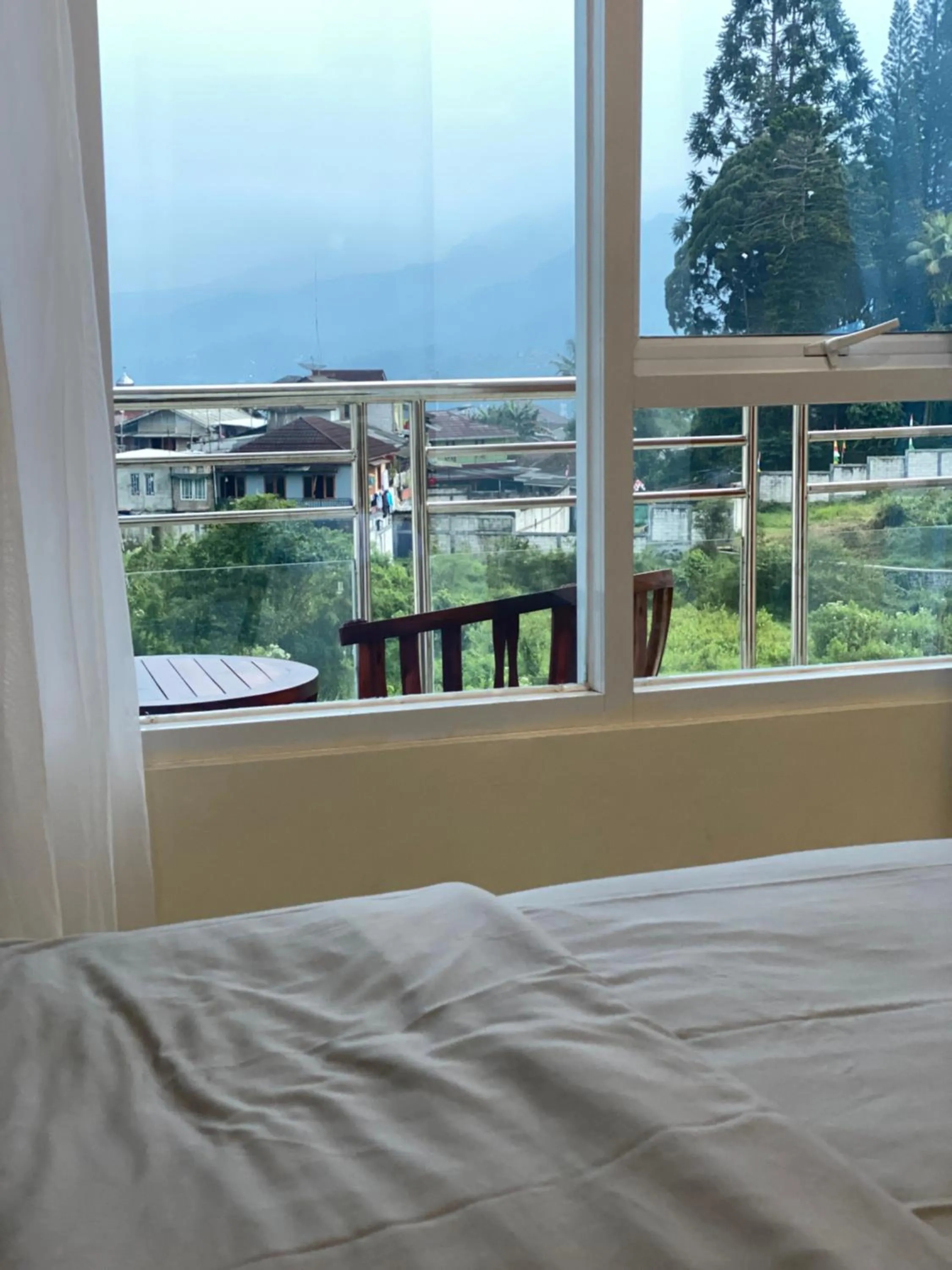 Bed in Algara Puncak Hotel