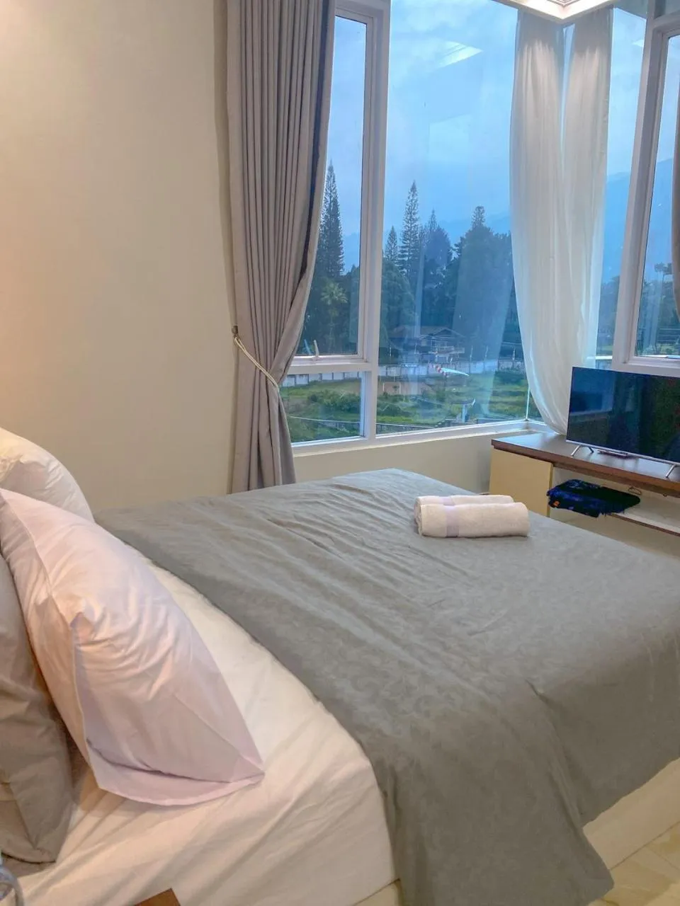 Bed in Algara Puncak Hotel