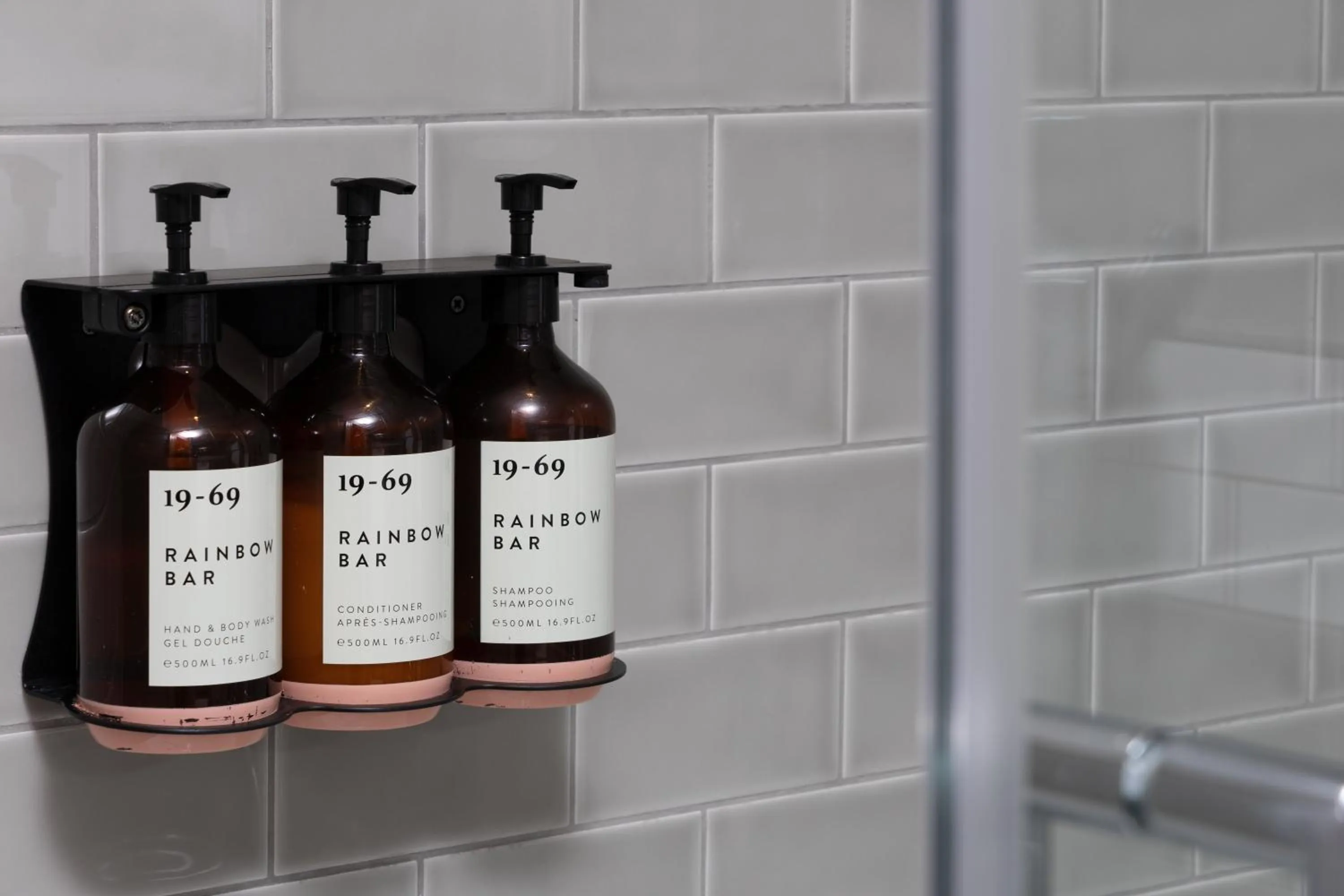 Bathroom in The 55 by Le Mirage