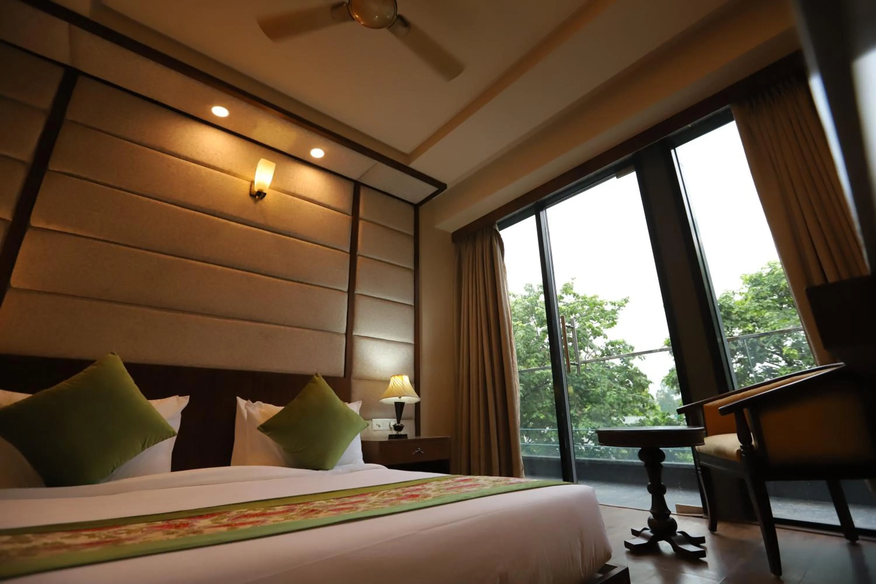 Bed in IP Royal Hotel - New Delhi