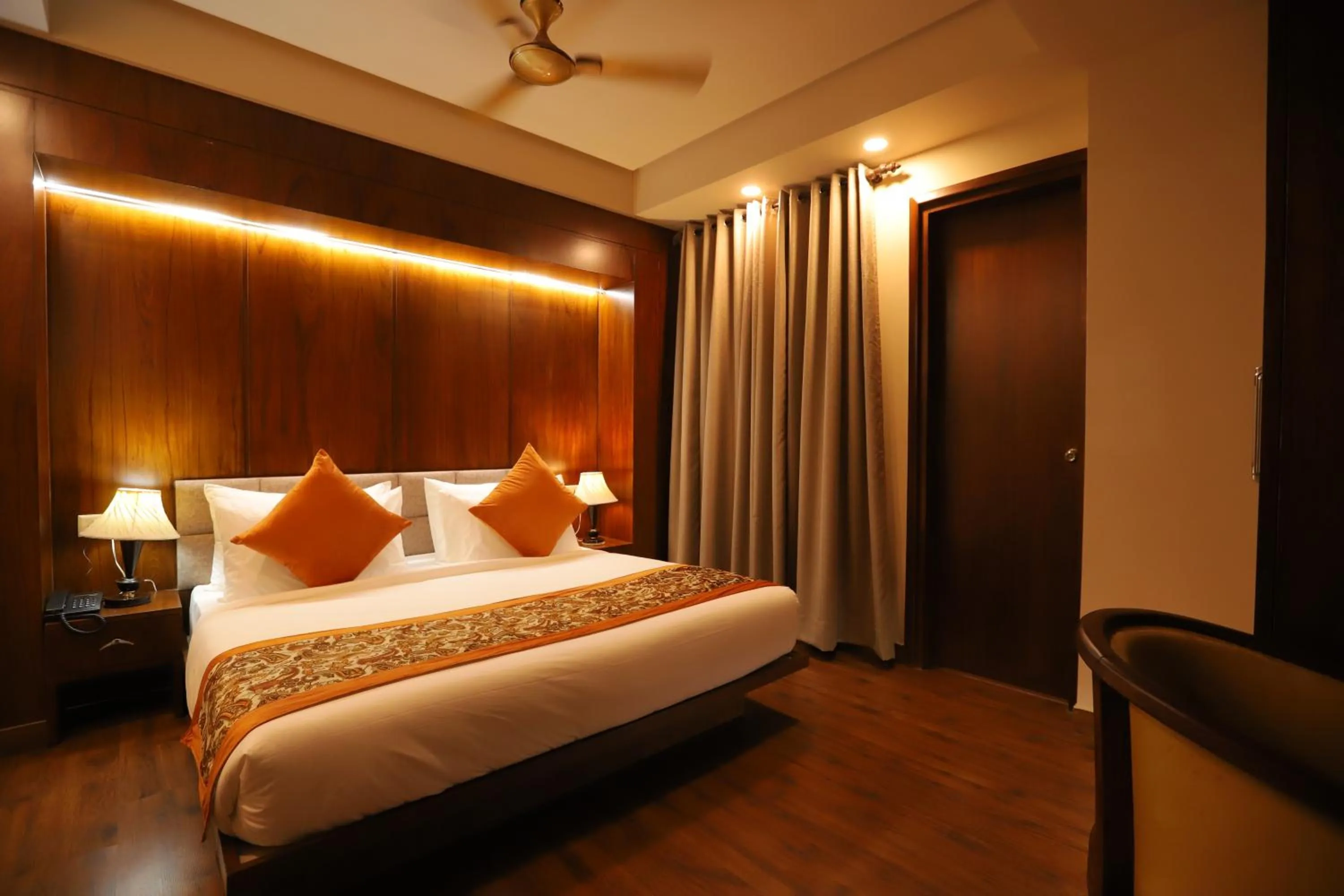 Bed in IP Royal Hotel - New Delhi