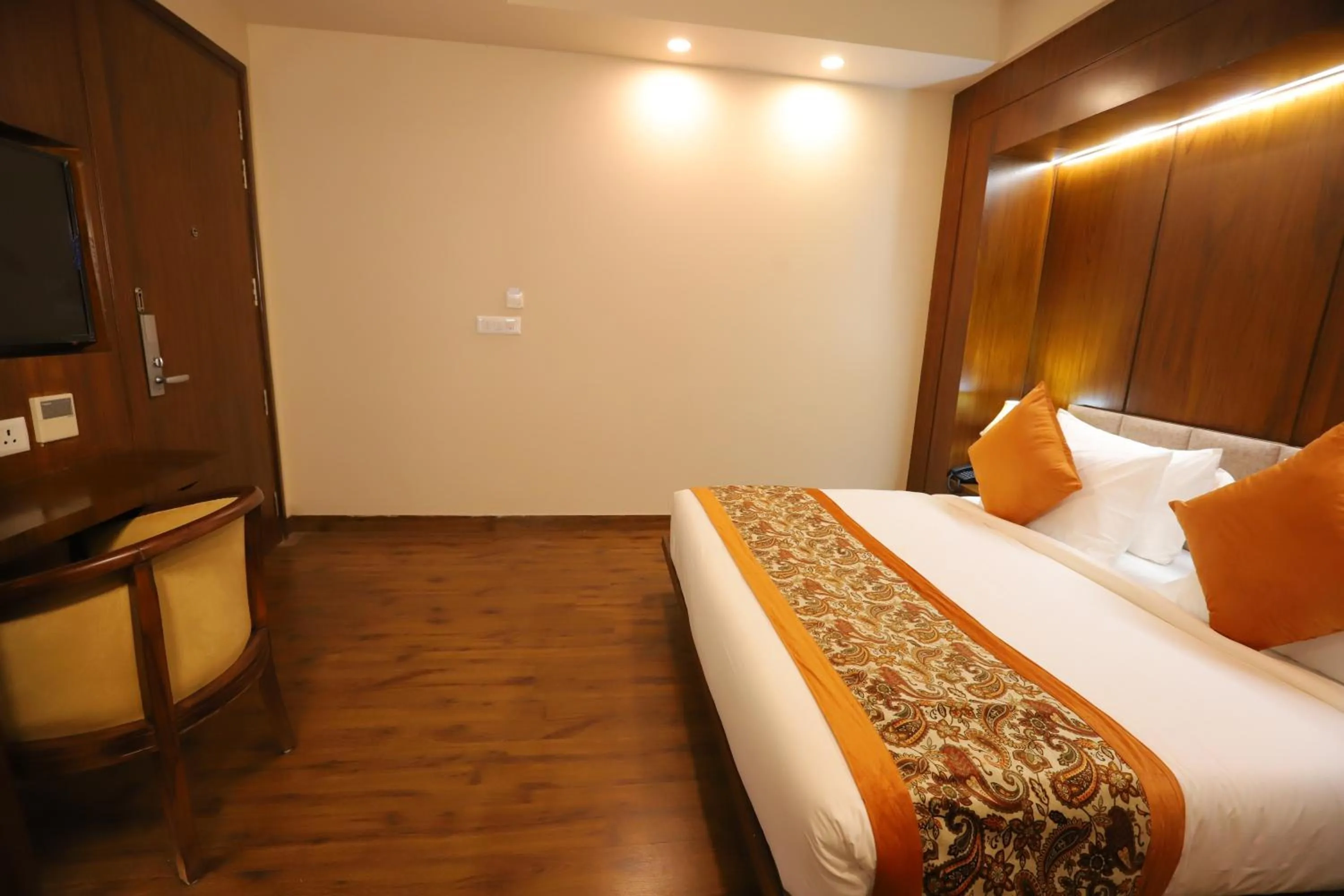 Bed in IP Royal Hotel - New Delhi