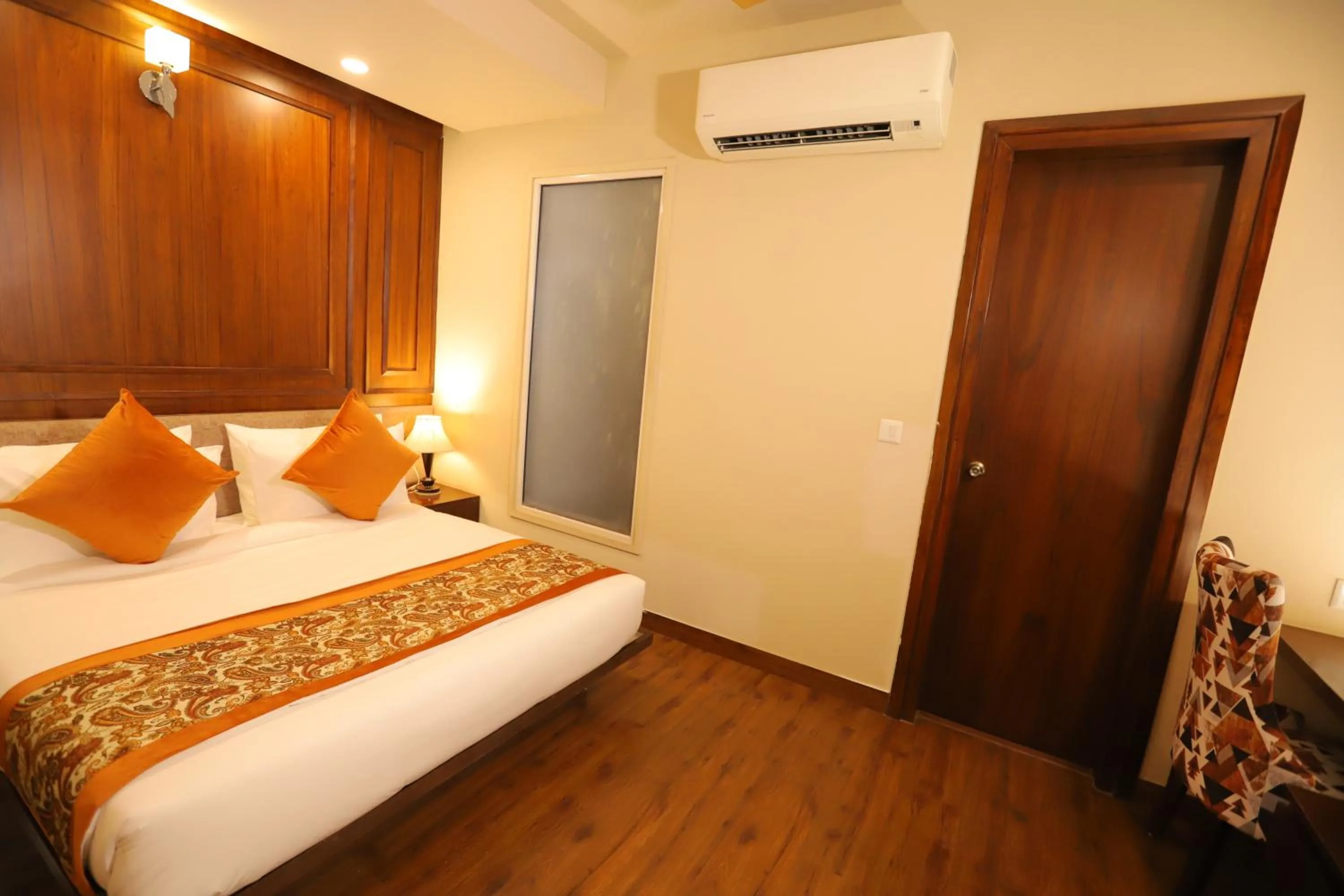 Bed in IP Royal Hotel - New Delhi