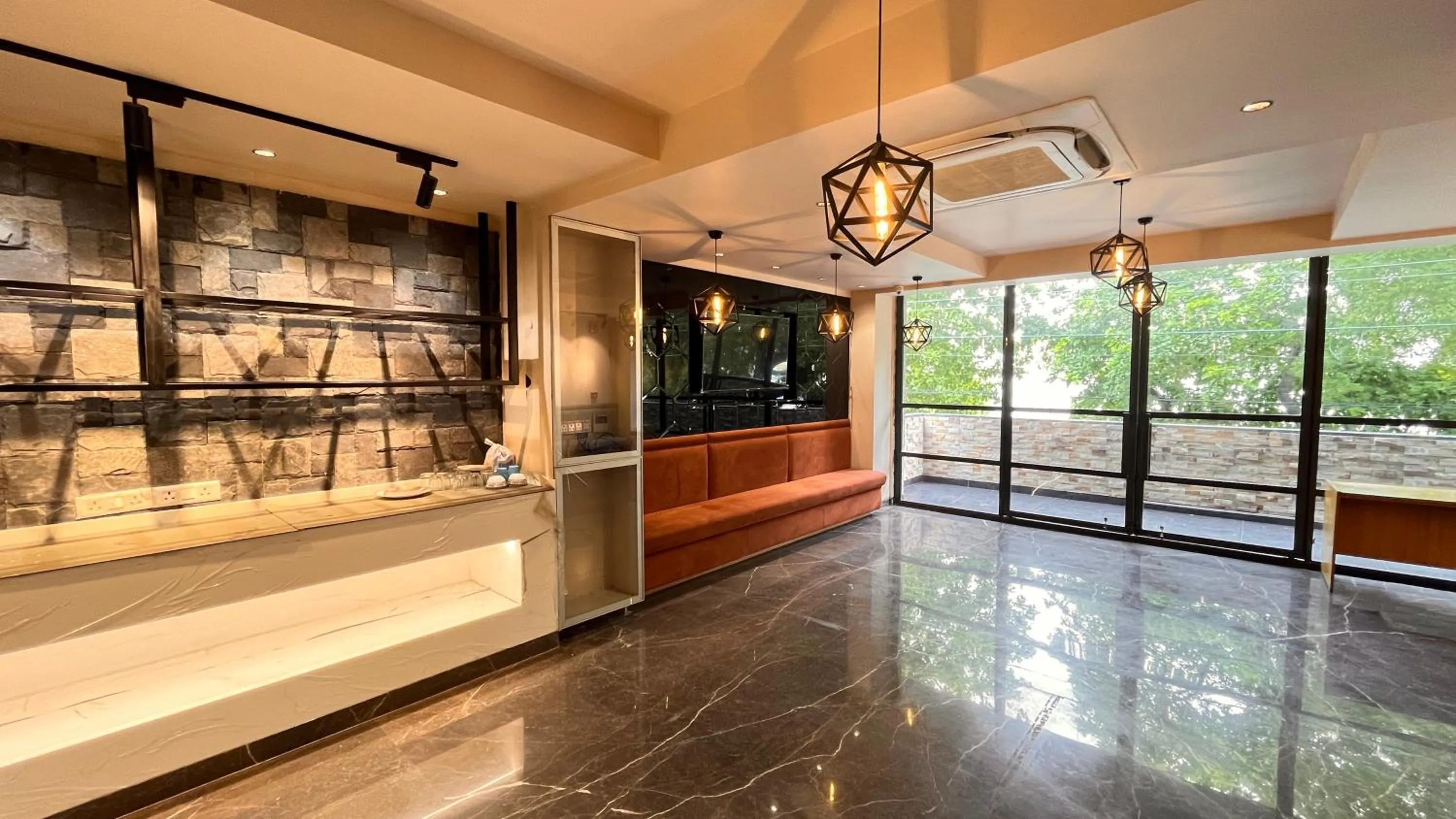 Lobby or reception in IP Royal Hotel - New Delhi