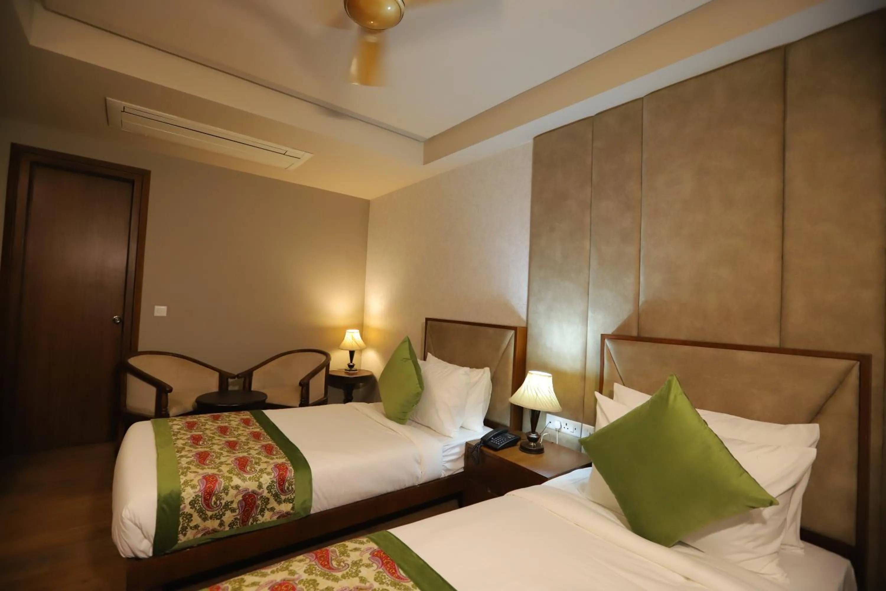 Bed in IP Royal Hotel - New Delhi