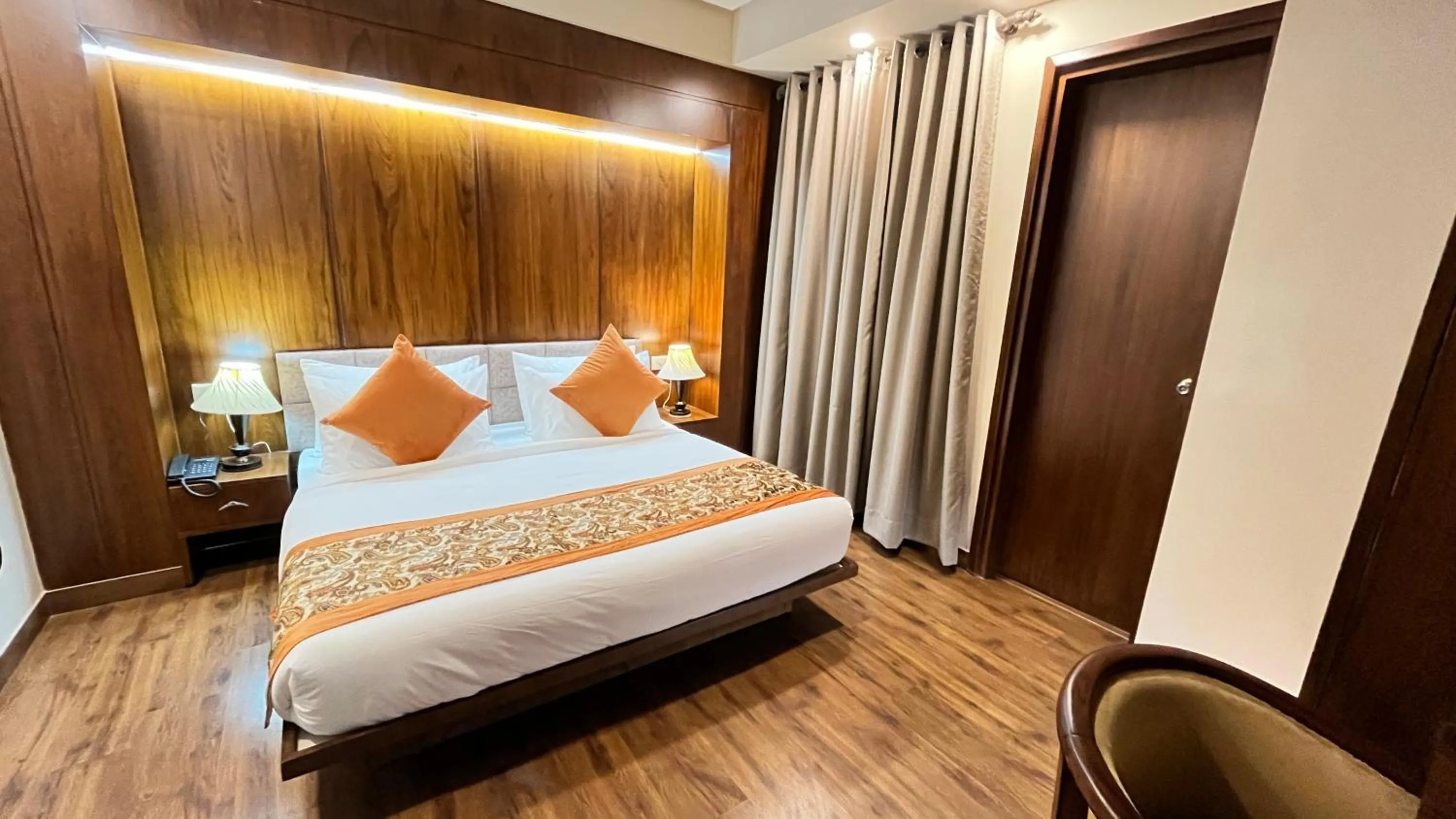 Bed in IP Royal Hotel - New Delhi