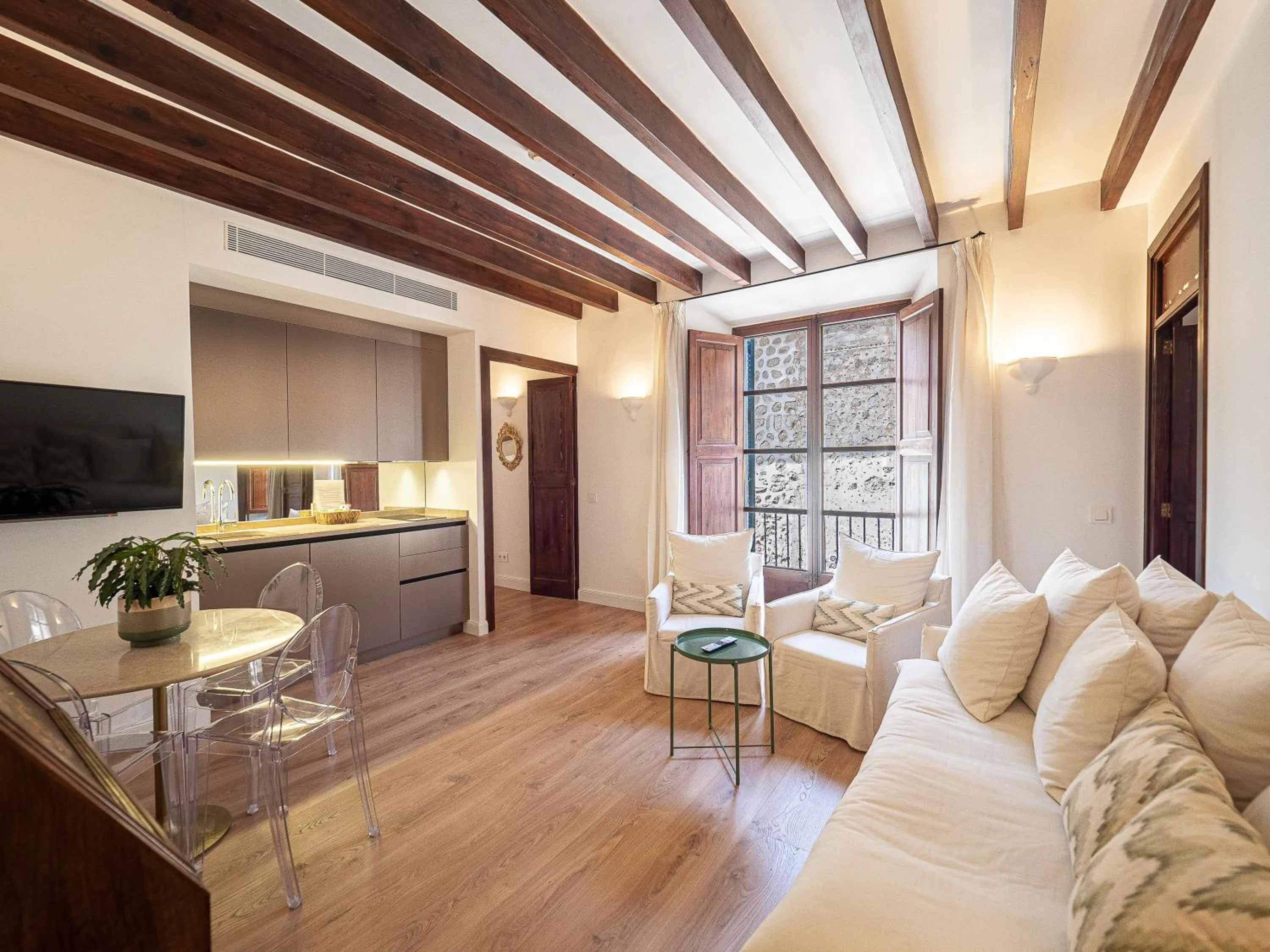 TV and multimedia in Ca'n Puig de Sòller