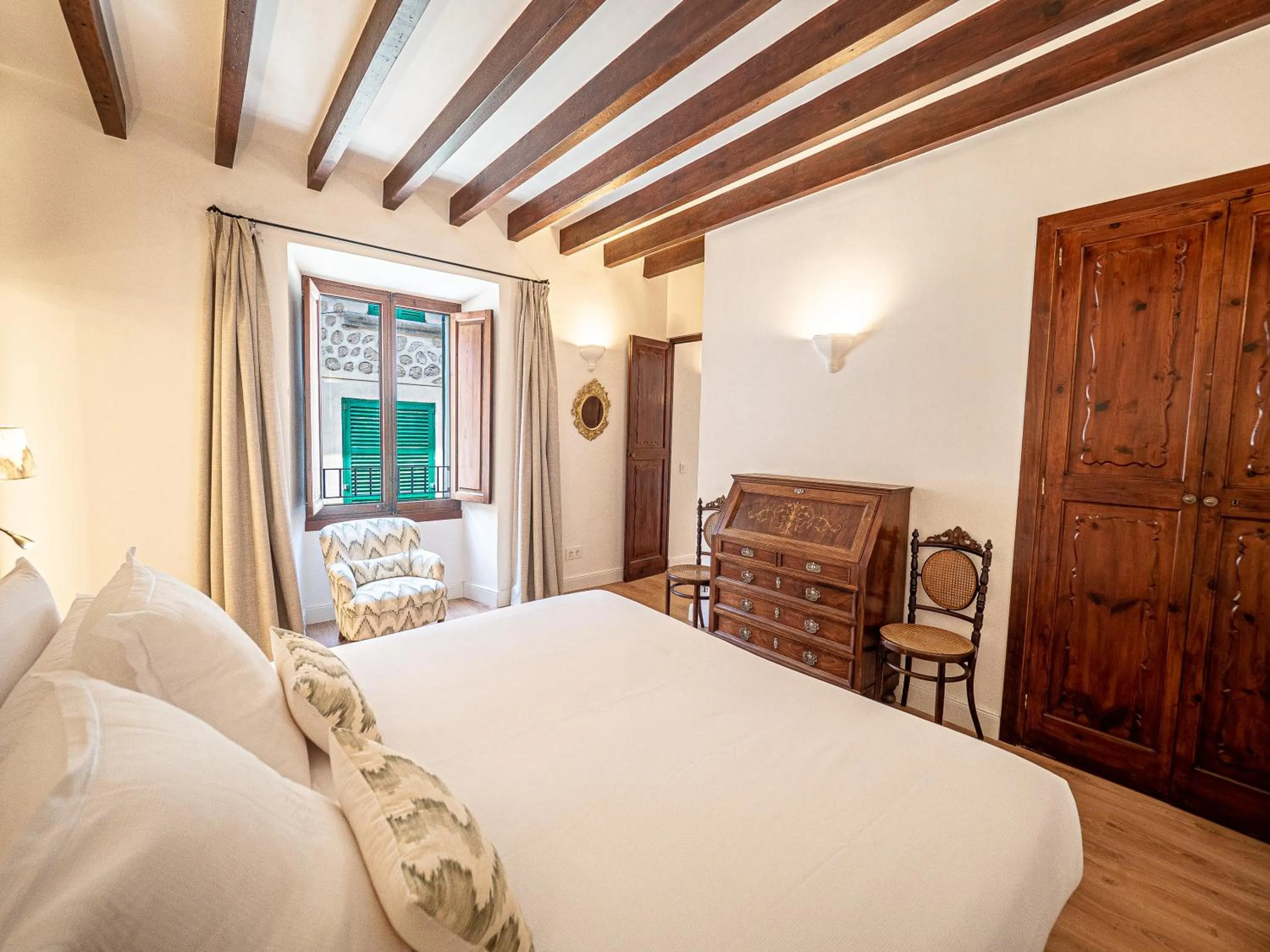 Bed in Ca'n Puig de Sòller