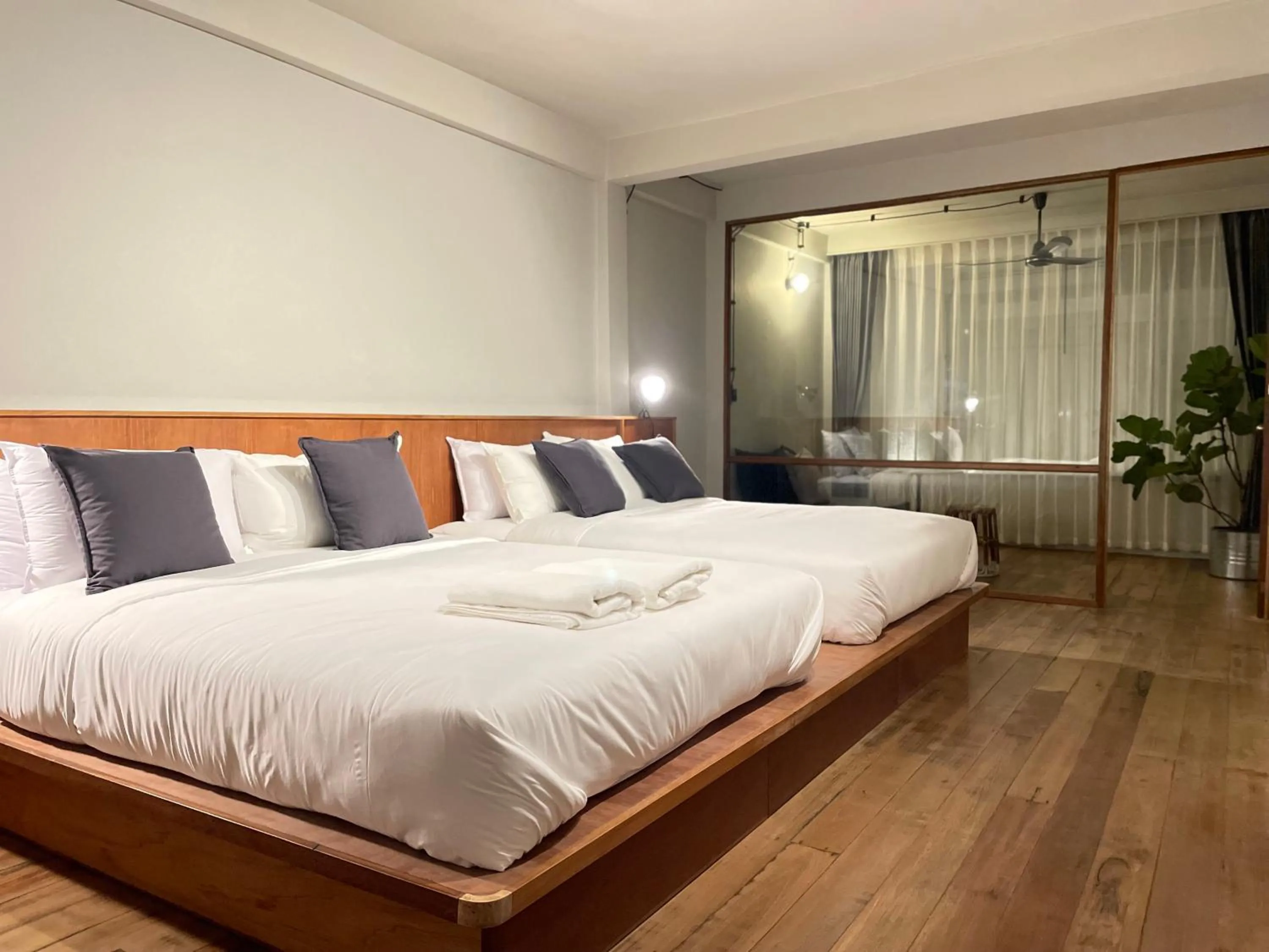 Bed in GalileOasis Boutique Hotel