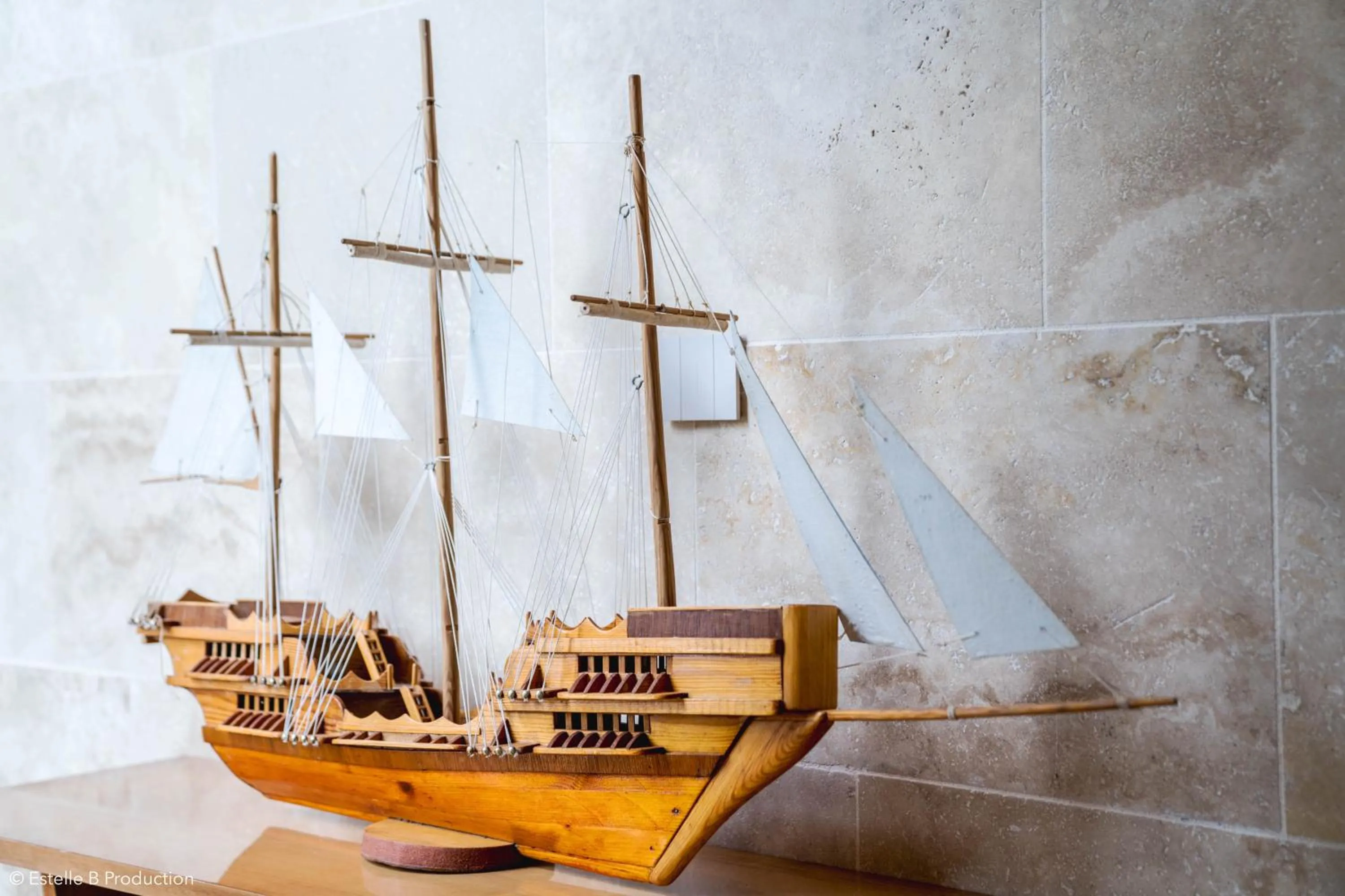 Decorative detail in Domaine de la Reynaude