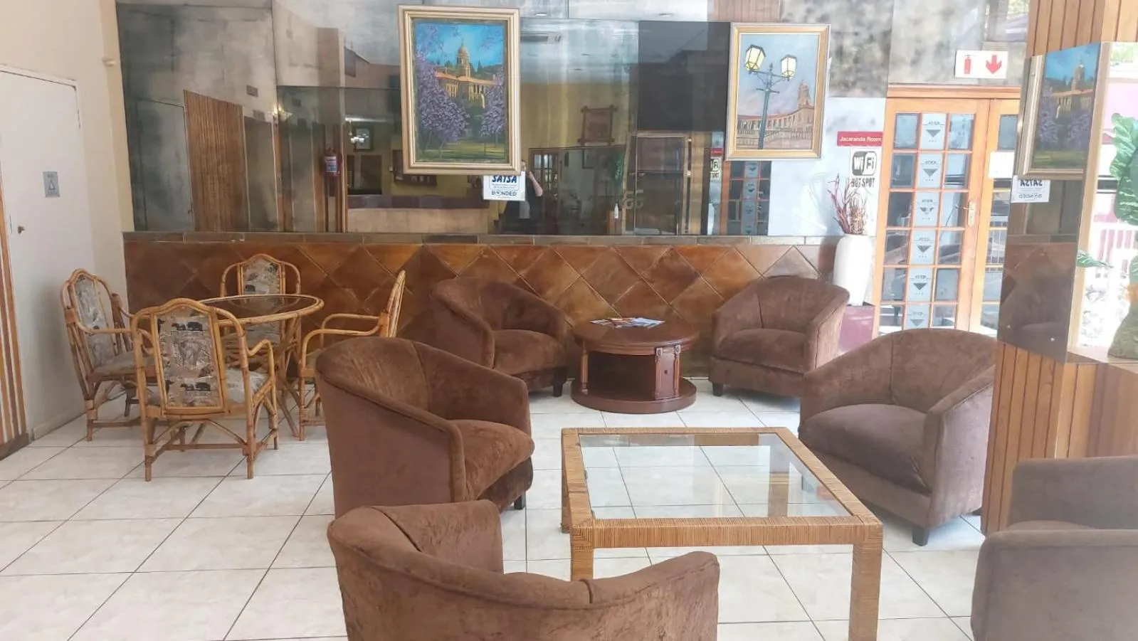 Seating area in Arcadia Hotel