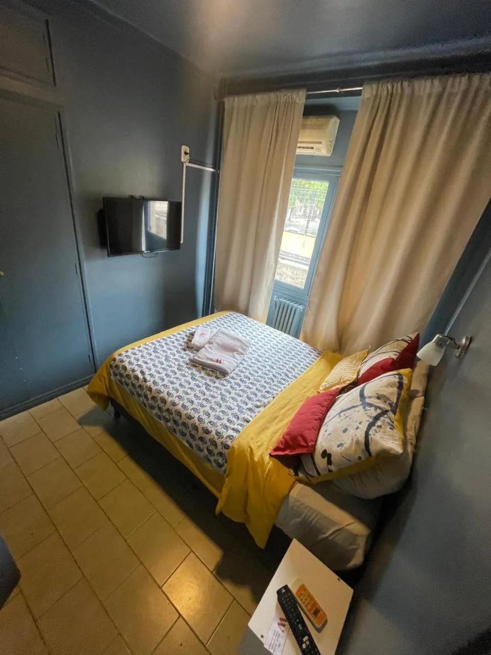 Bed in Hotel Windsor Mendoza