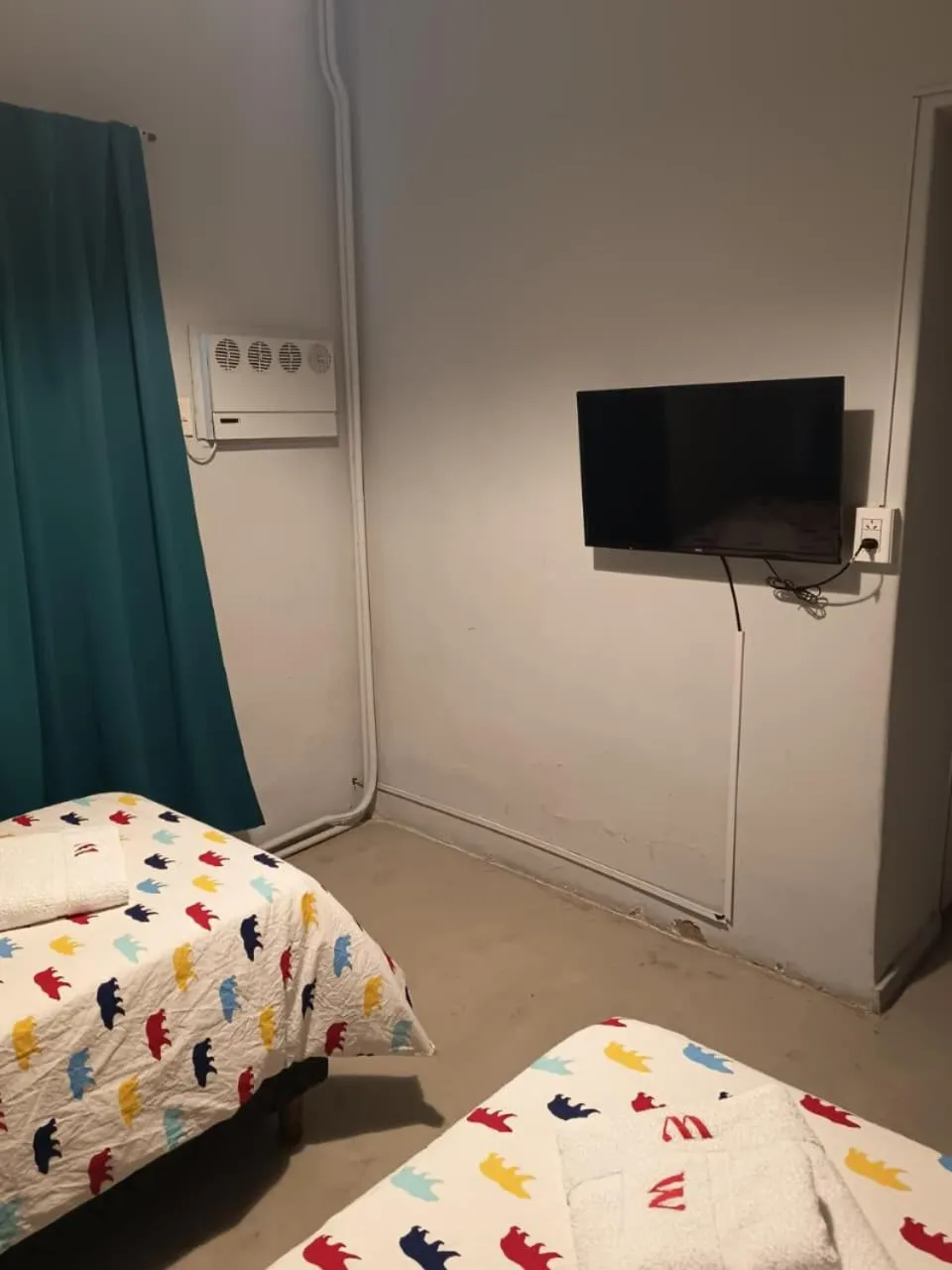 Bedroom, Bed in Hotel Windsor Mendoza