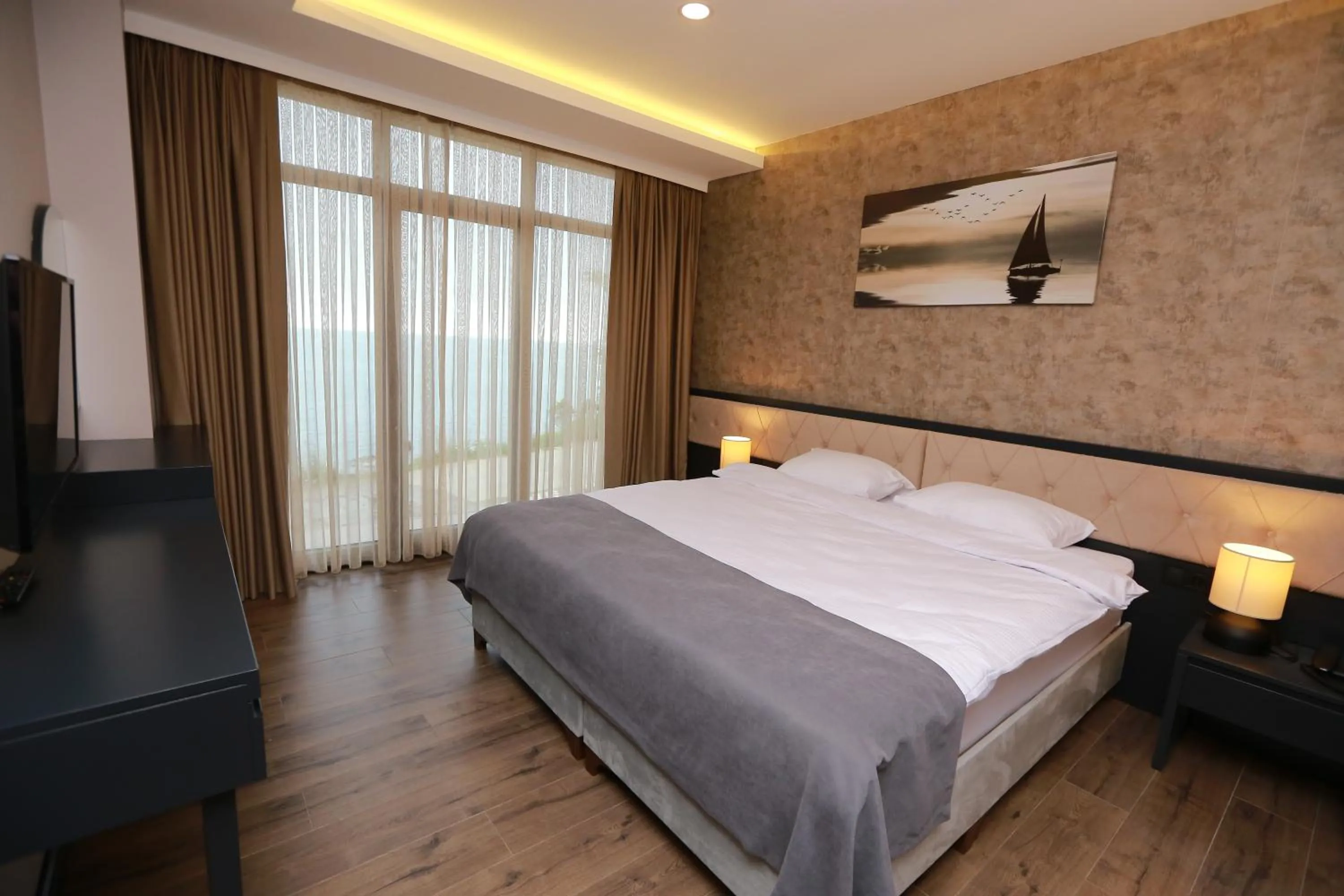 Bed in PENTAHOR HOTEL