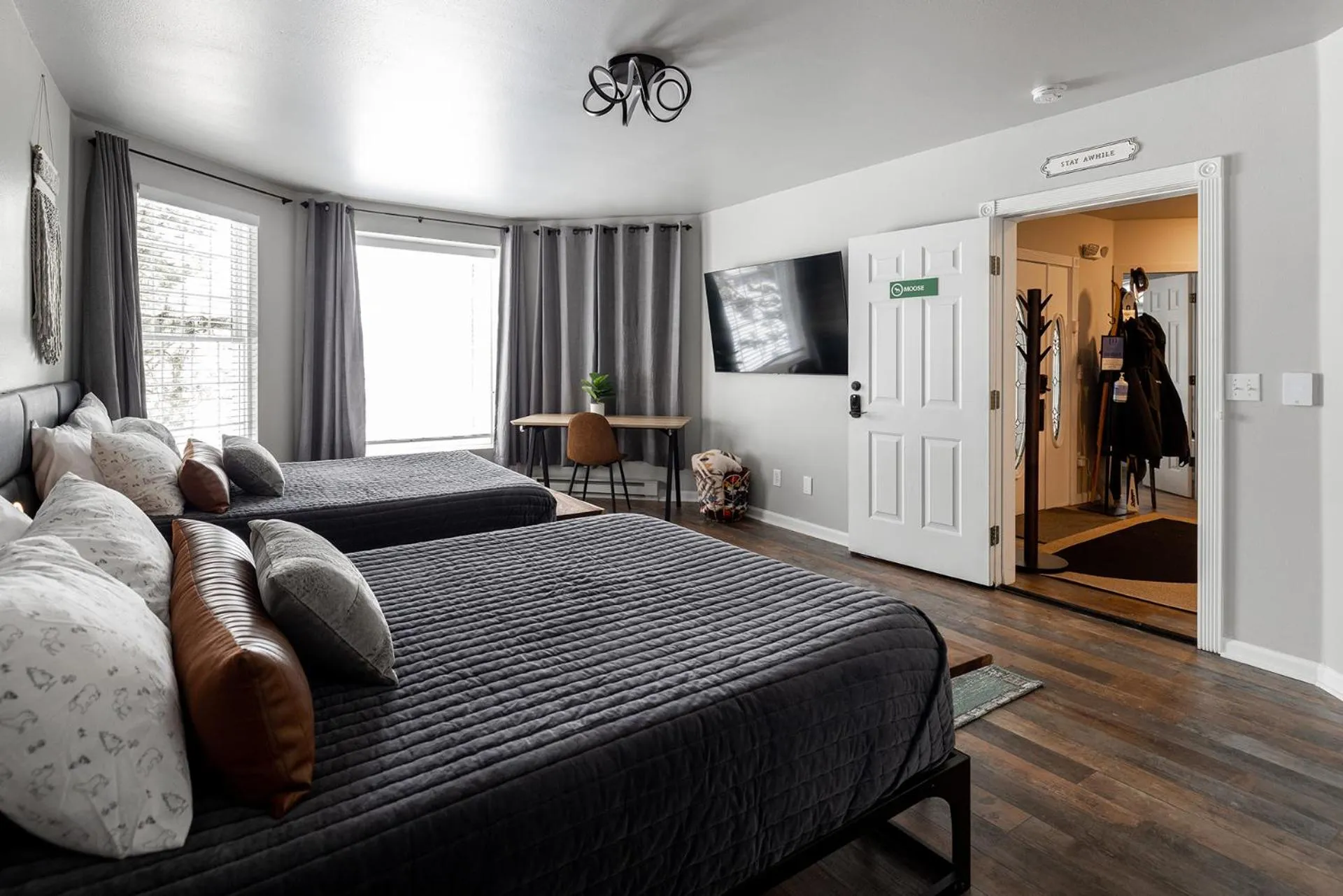 Bed in Winter Park Chateau