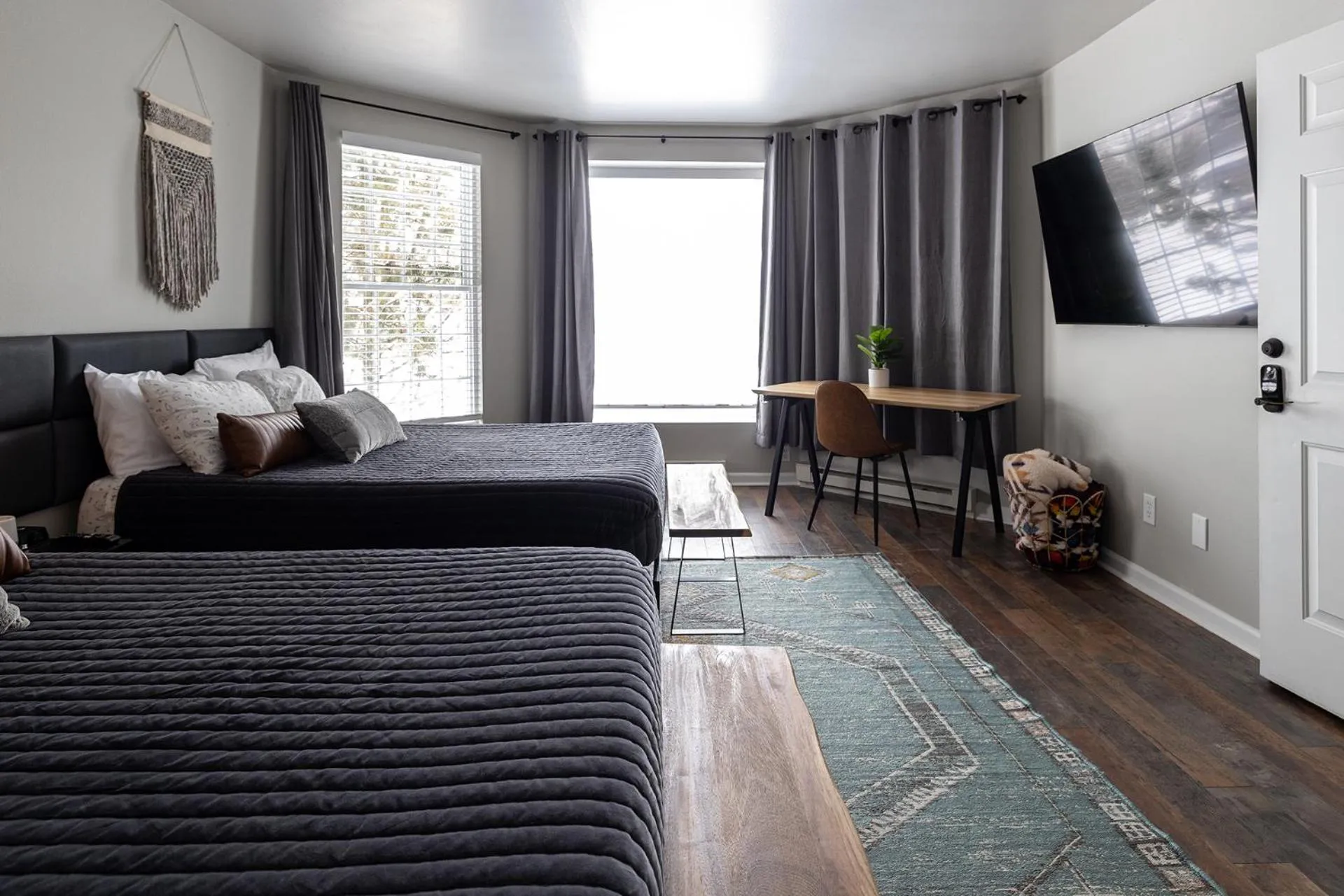 Bed in Winter Park Chateau