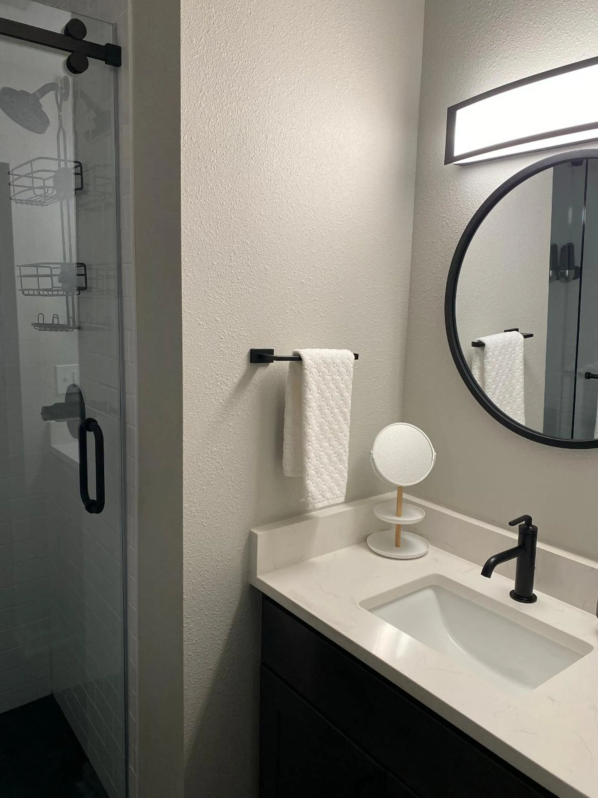 Shower in Winter Park Chateau