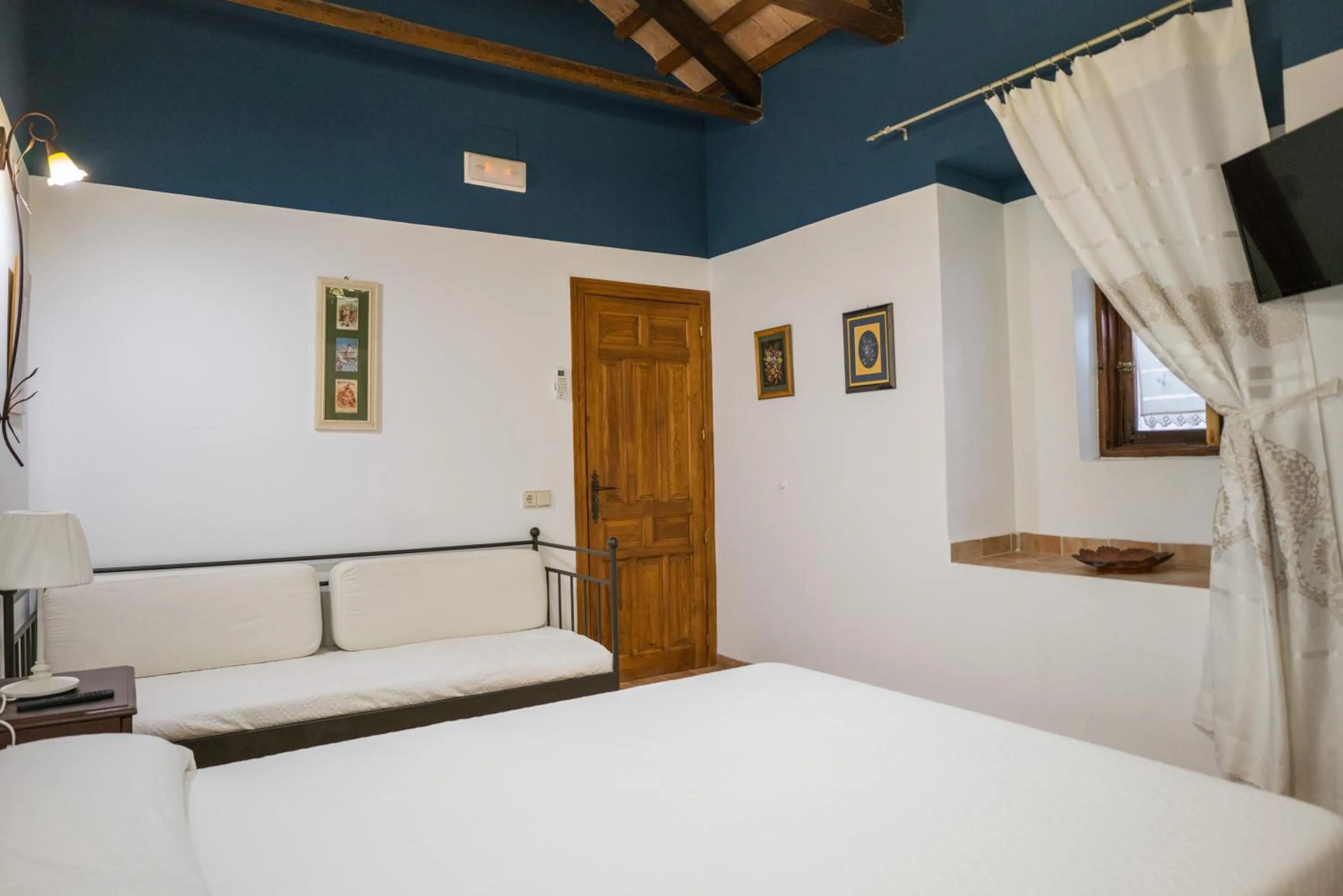 Bed in LA ALDABA, antigua casa de labor