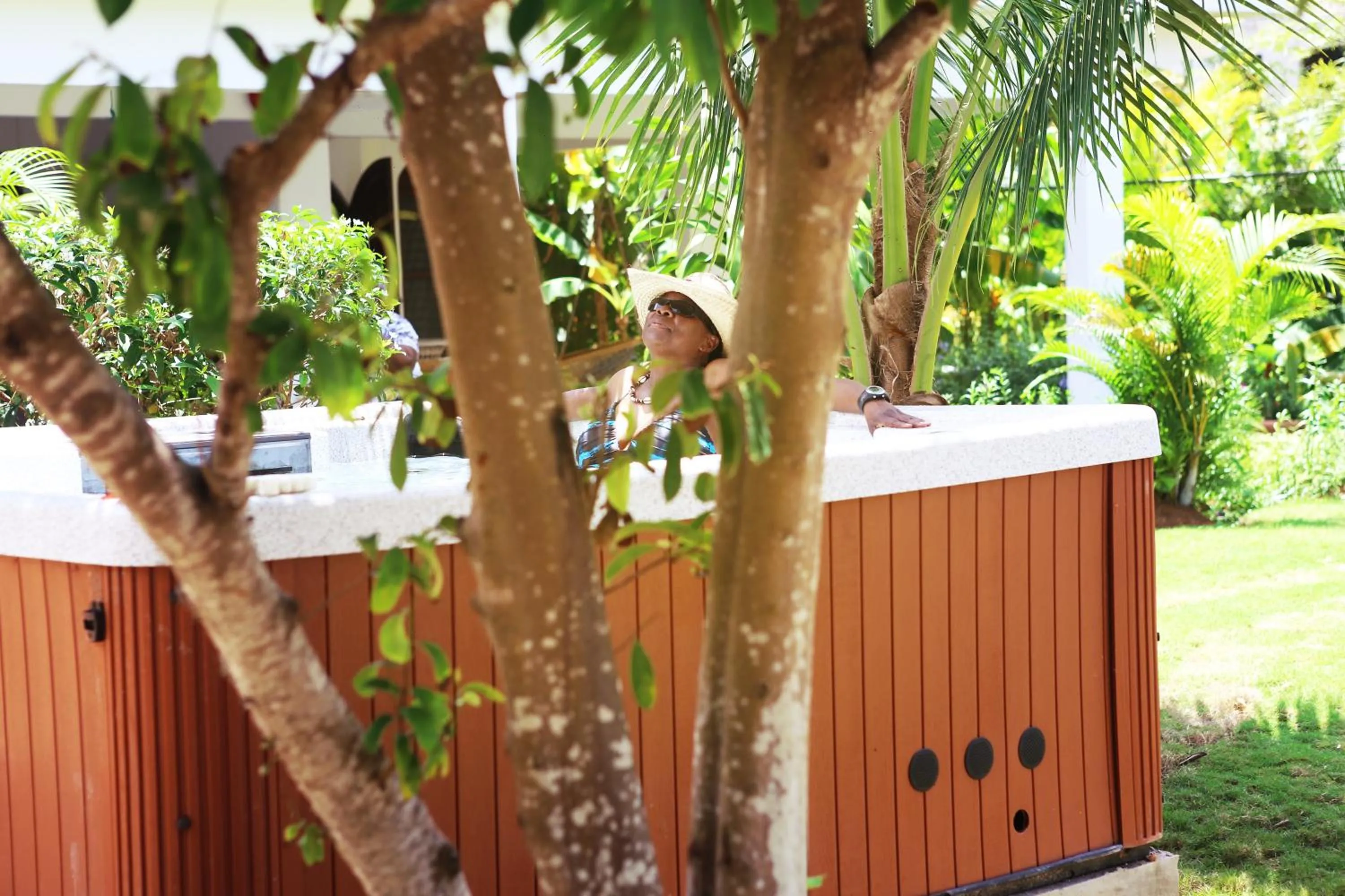 People in Negril Treehouse Resort