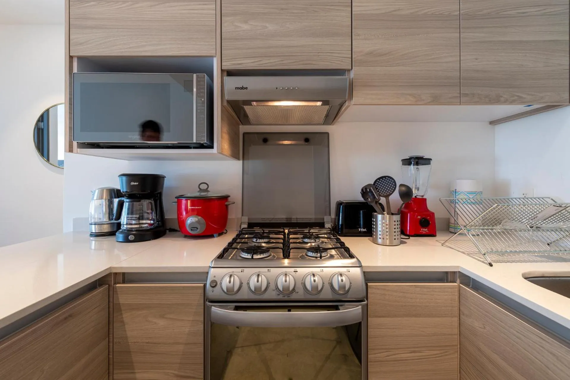 Coffee/tea facilities in Nido at Neuchatel Polanco